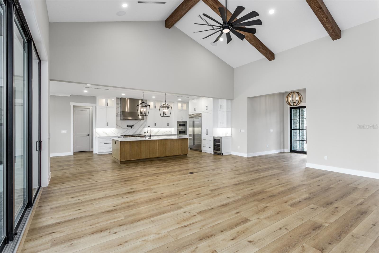10630 COUNTY ROAD S, Lithia, FL 33547