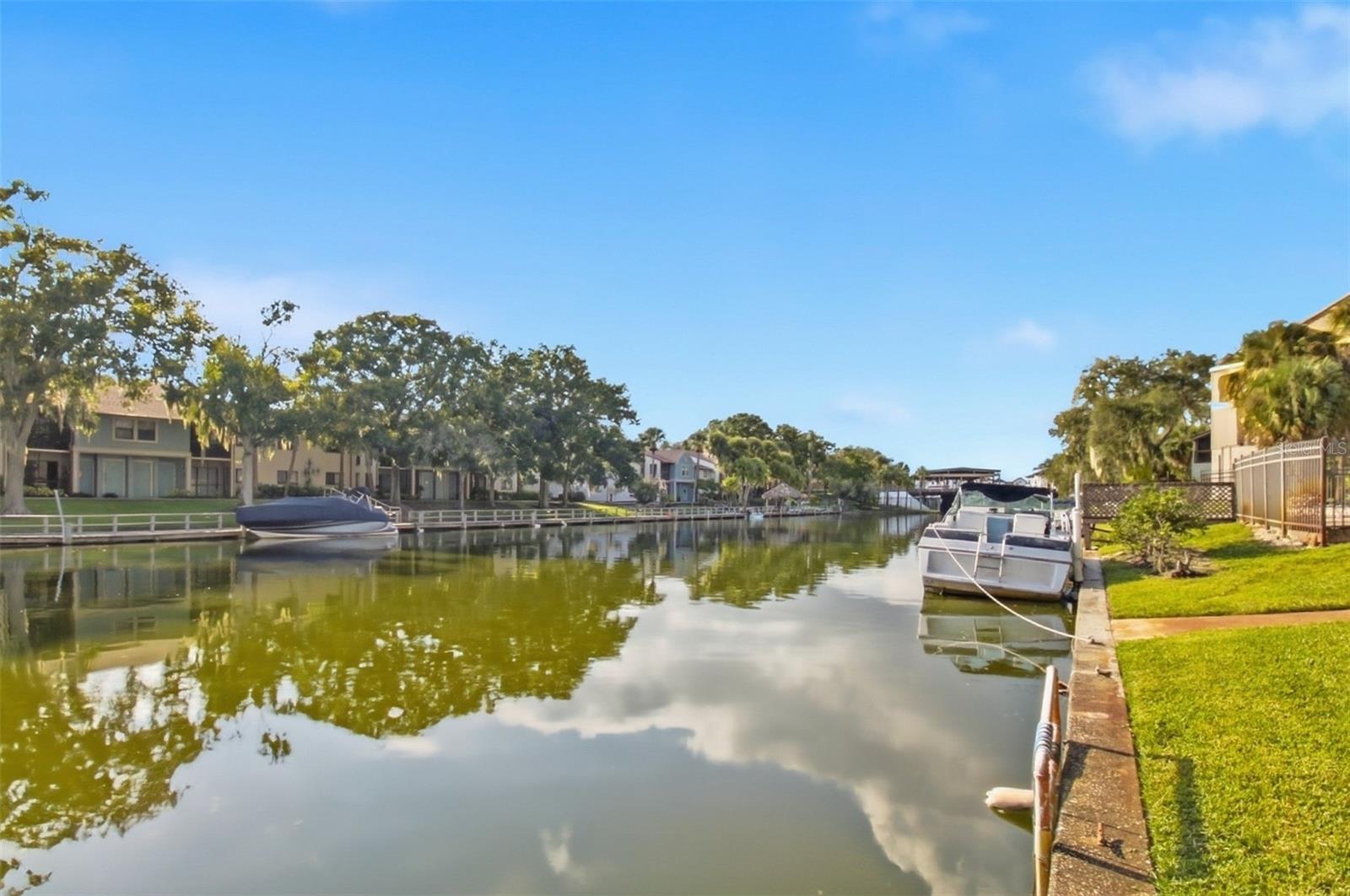6346 NEWTOWN CIRCLE, #46B4, Tampa, FL 33615