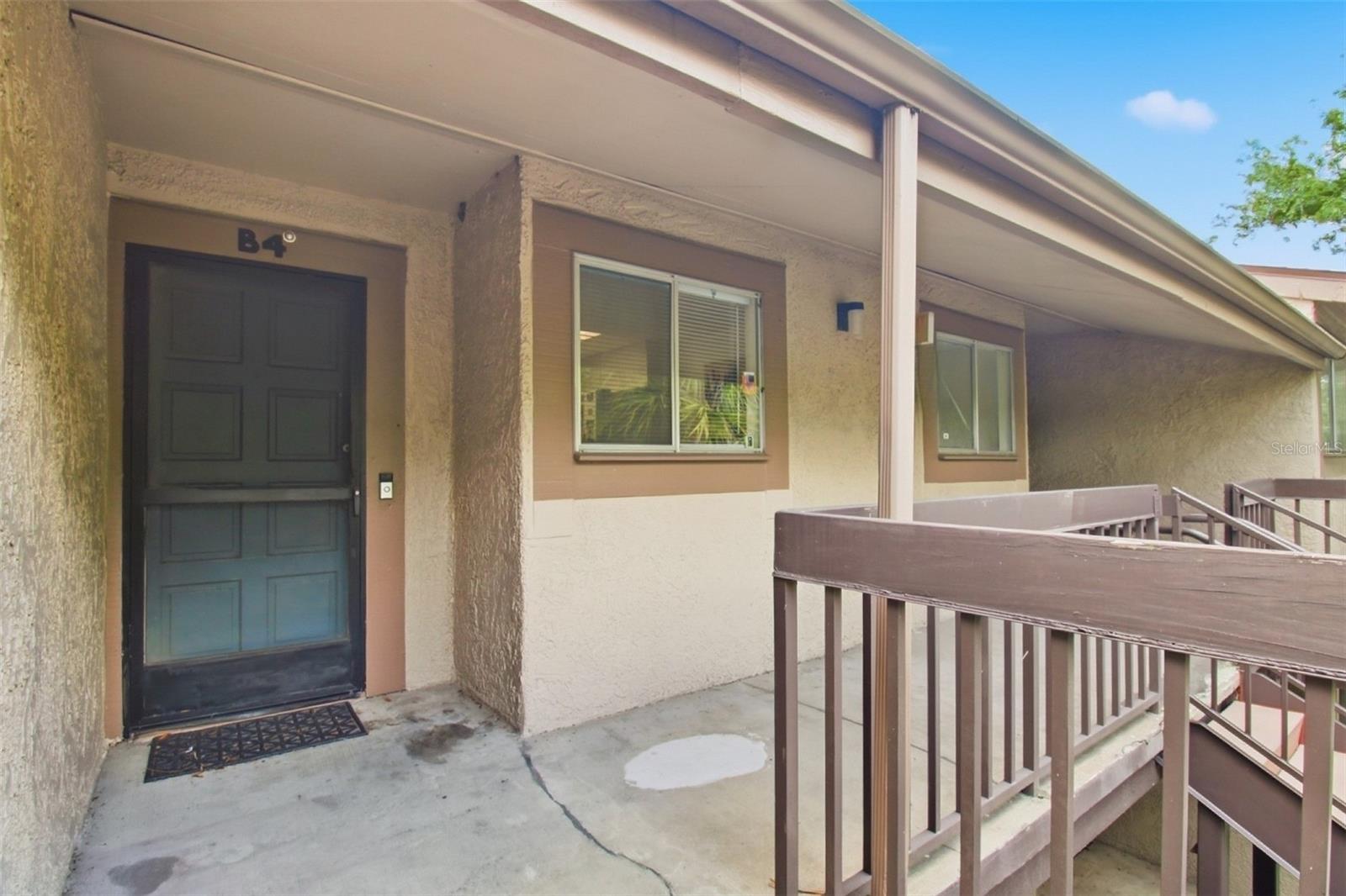 6346 NEWTOWN CIRCLE, #46B4, Tampa, FL 33615