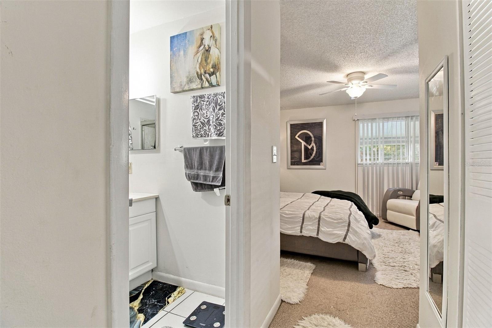 6346 NEWTOWN CIRCLE, #46B4, Tampa, FL 33615
