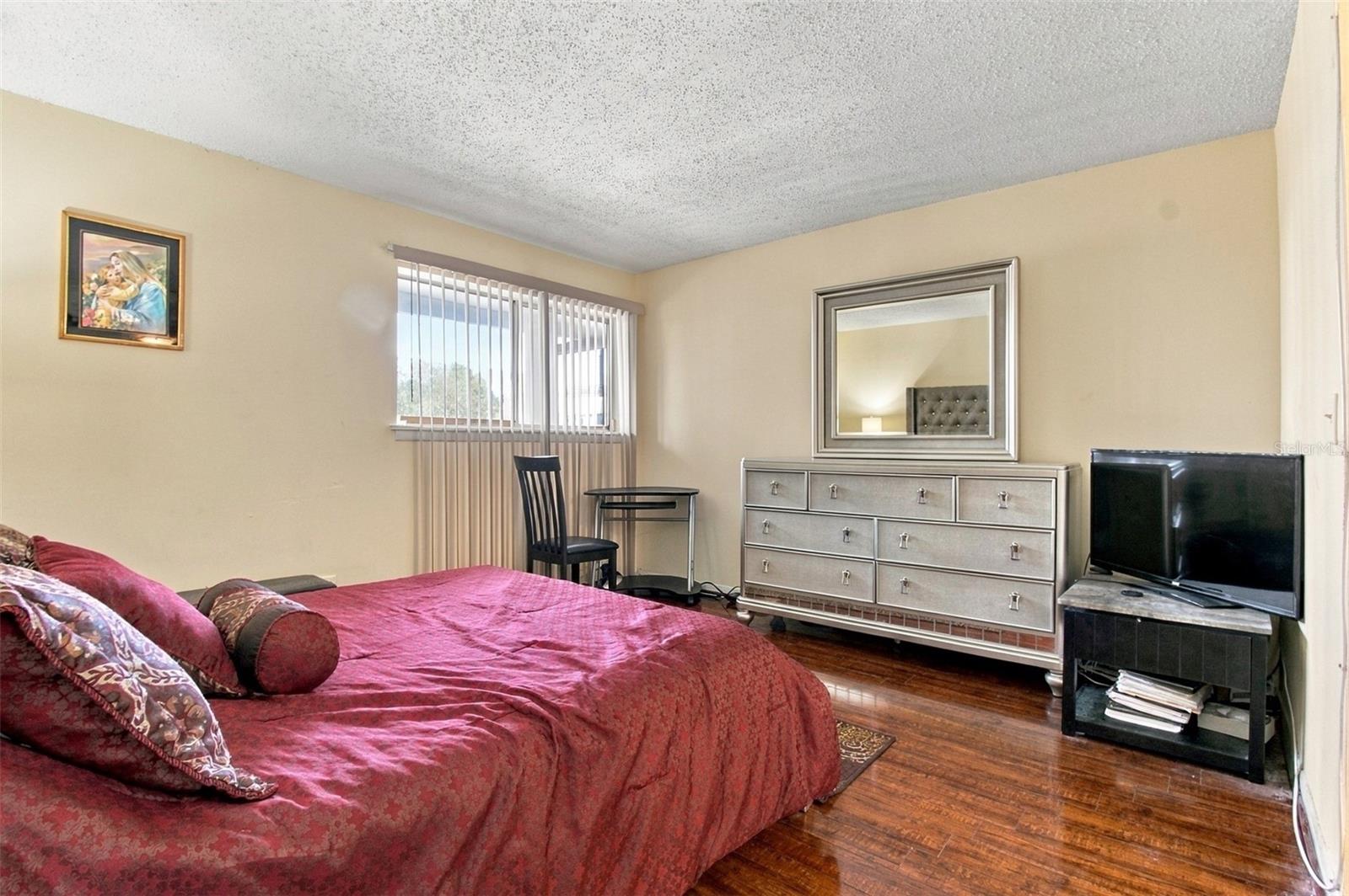6308 NEWTOWN CIRCLE, #8B5, Tampa, FL 33615