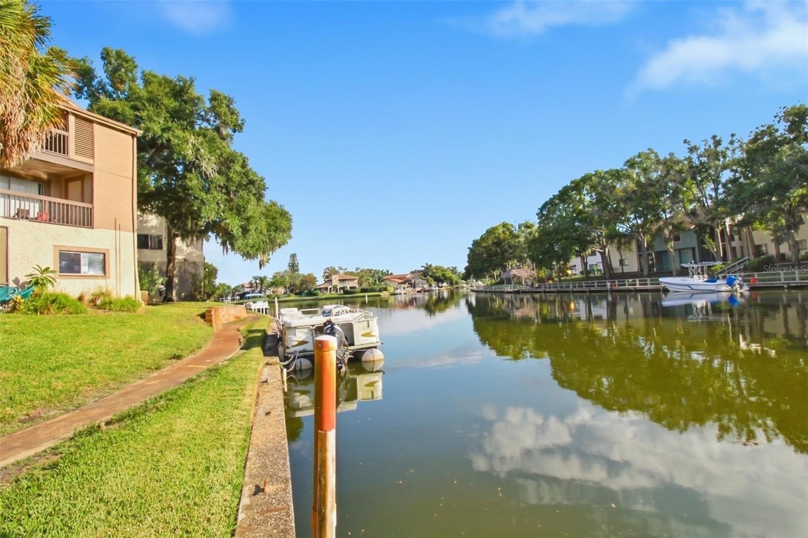 6308 NEWTOWN CIRCLE, #8B5, Tampa, FL 33615