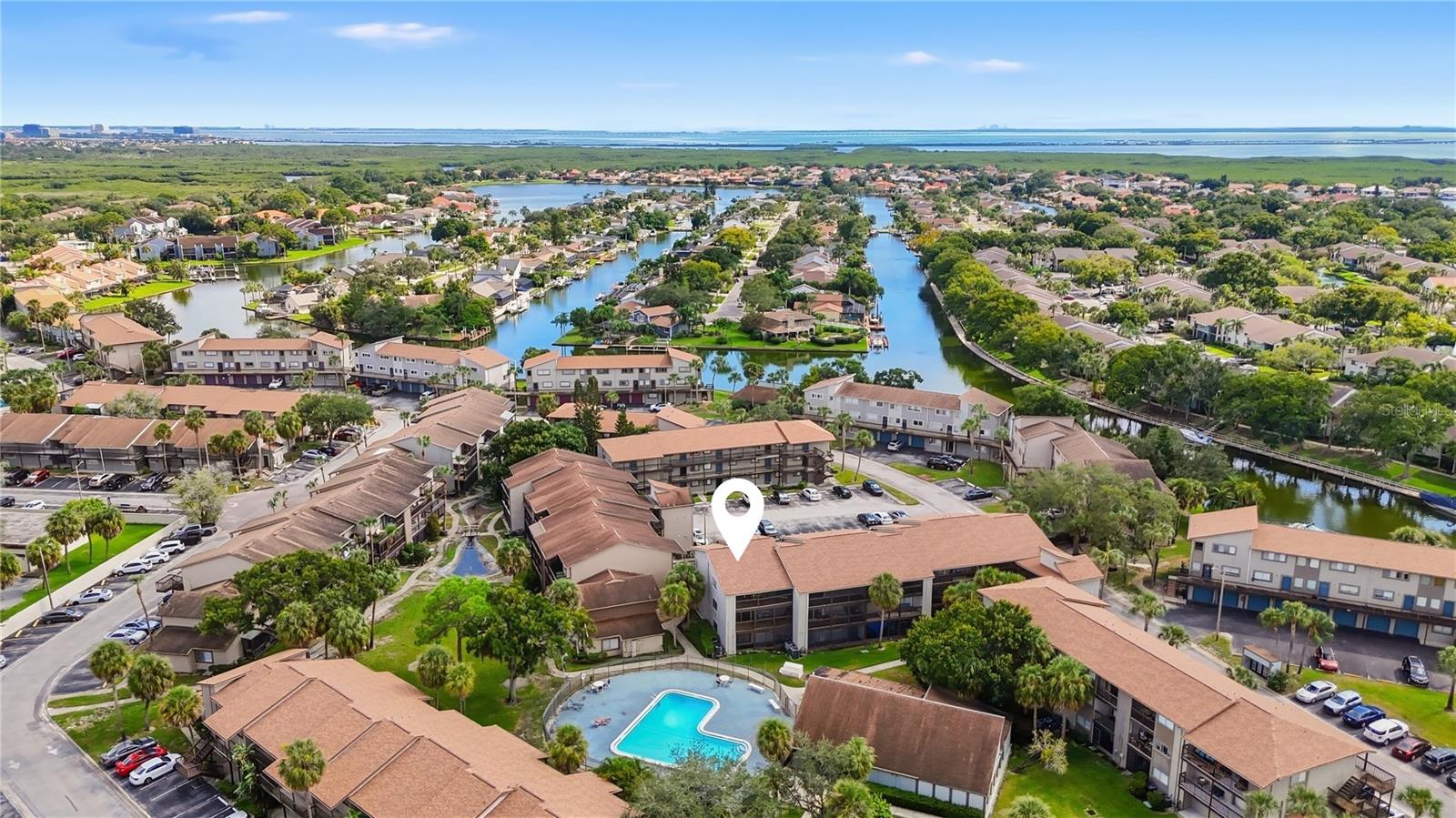 6308 NEWTOWN CIRCLE, #8B5, Tampa, FL 33615