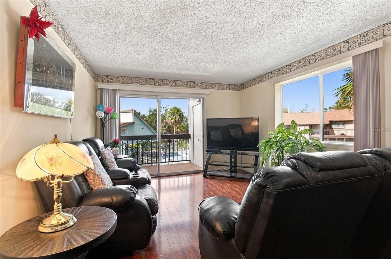 6308 NEWTOWN CIRCLE, #8B5, Tampa, FL 33615