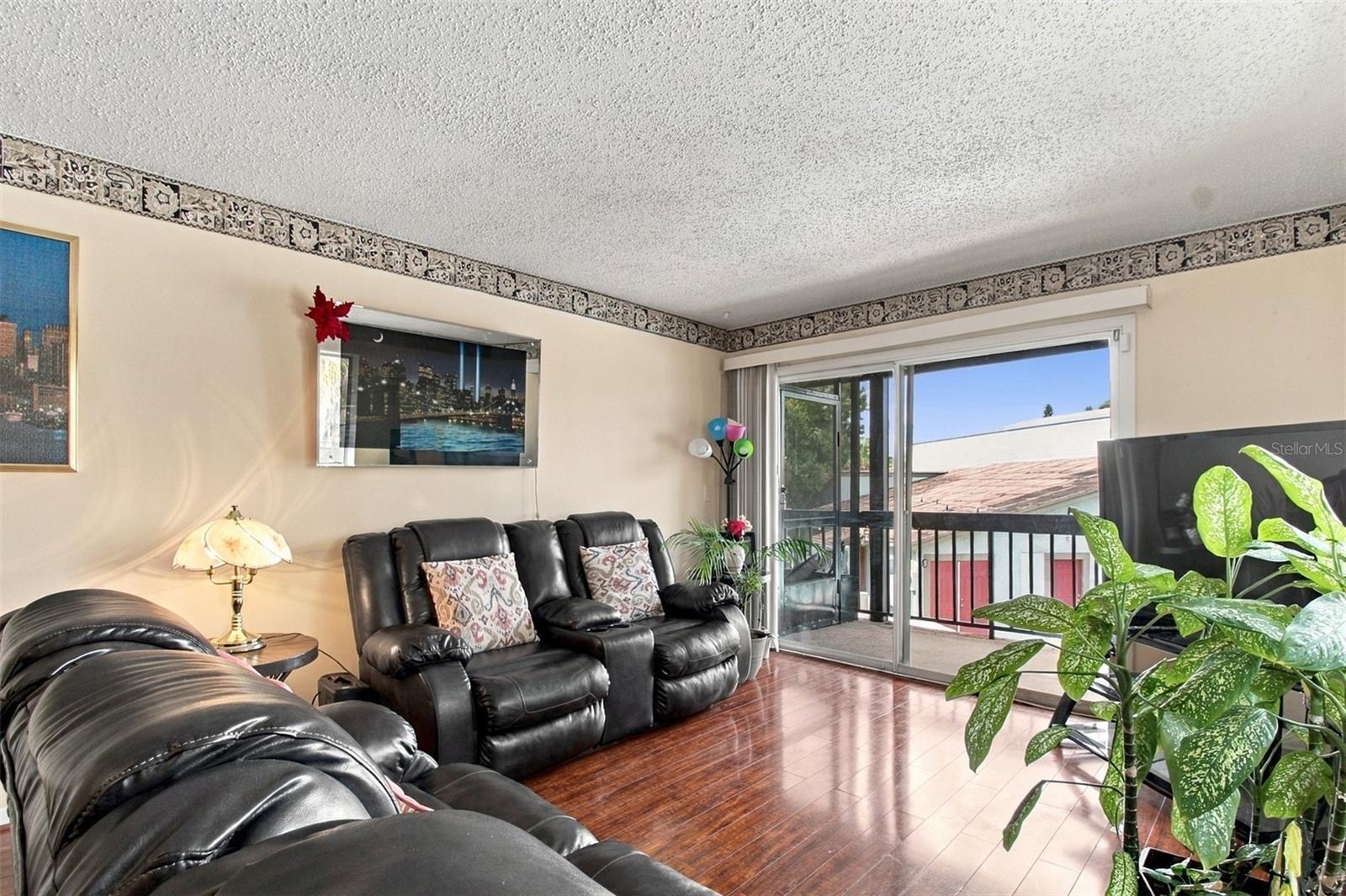 6308 NEWTOWN CIRCLE, #8B5, Tampa, FL 33615