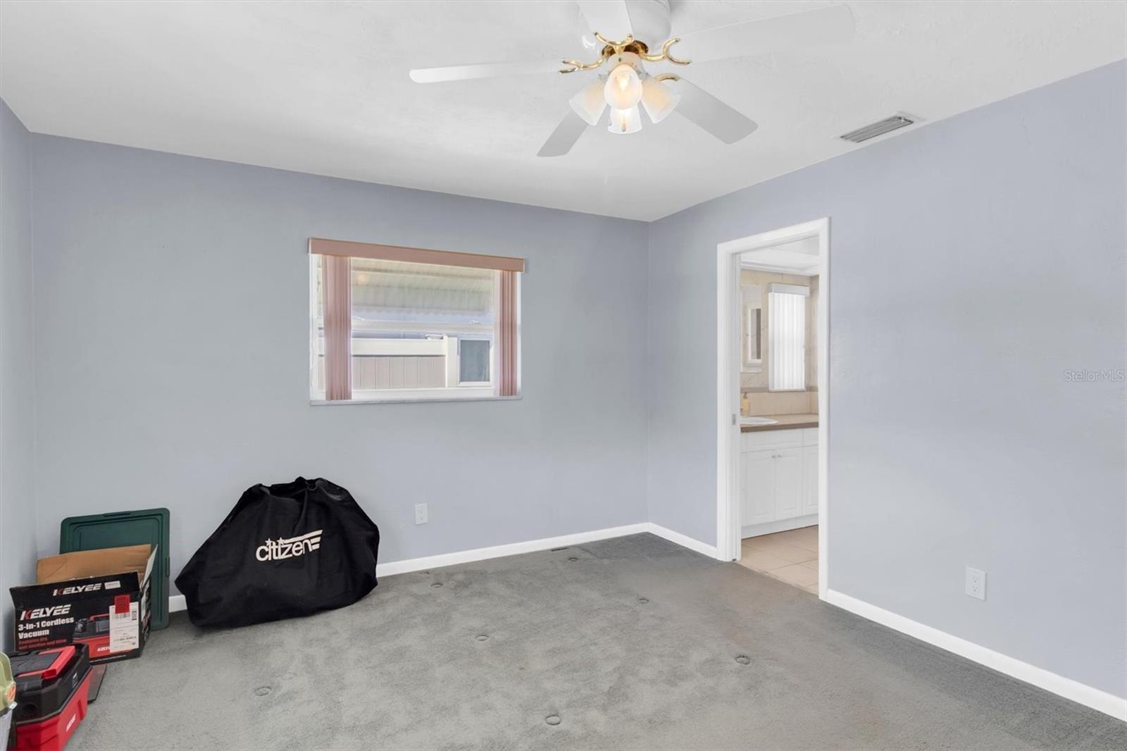 13800 87TH AVENUE, Seminole, FL 33776
