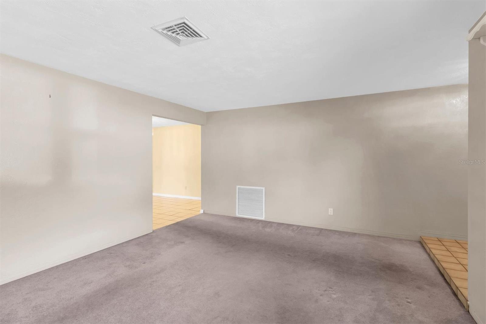 13800 87TH AVENUE, Seminole, FL 33776