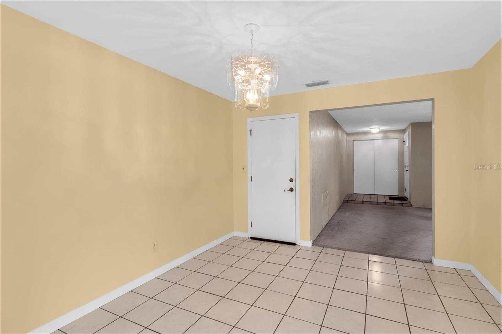 13800 87TH AVENUE, Seminole, FL 33776