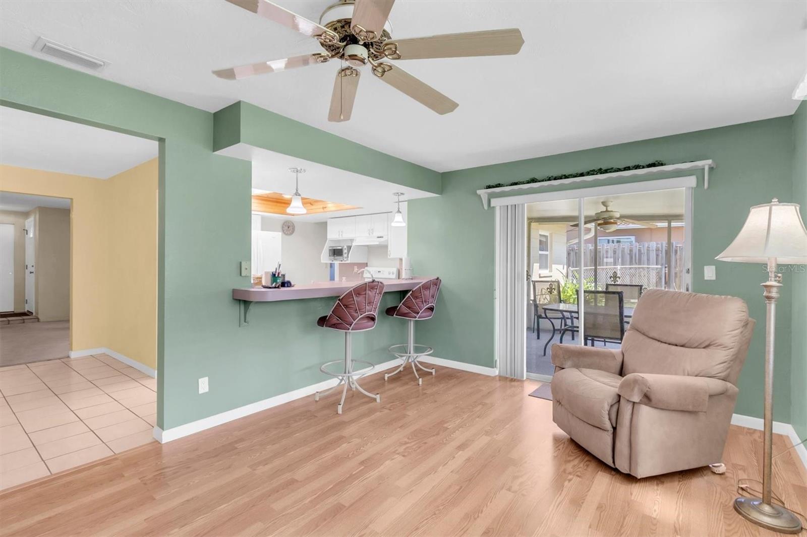 13800 87TH AVENUE, Seminole, FL 33776