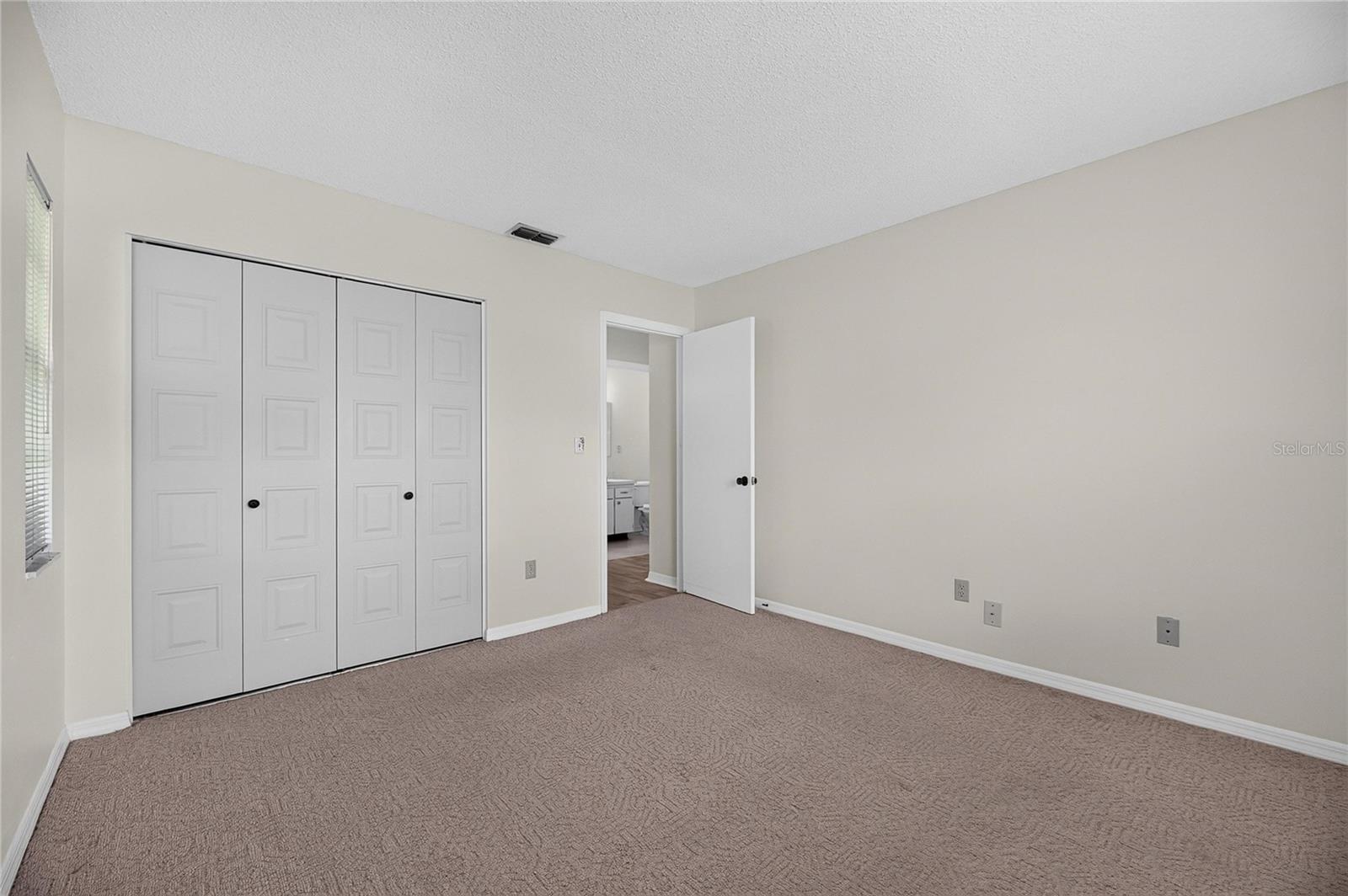 1904 CANTERBURY LANE, #18, Sun City Center, FL 33573