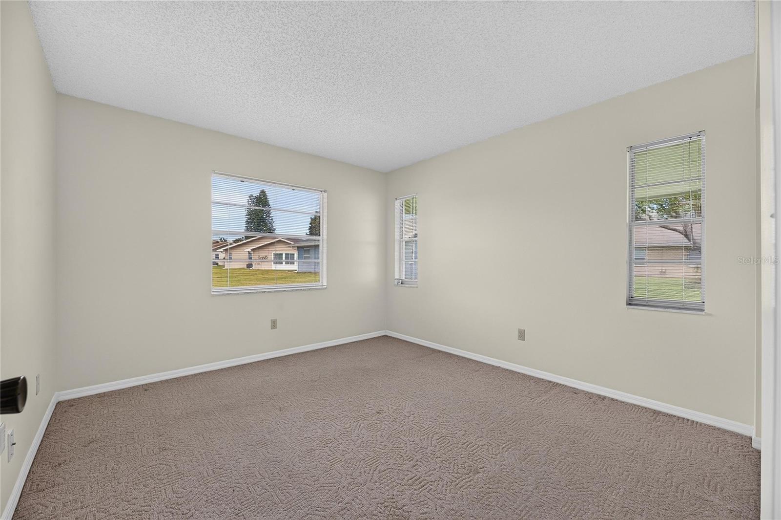 1904 CANTERBURY LANE, #18, Sun City Center, FL 33573