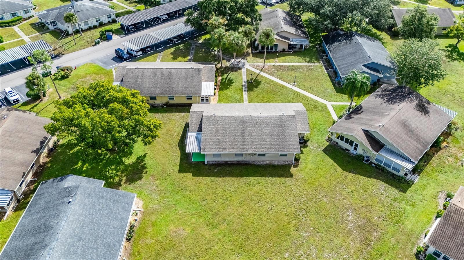 1904 CANTERBURY LANE, #18, Sun City Center, FL 33573