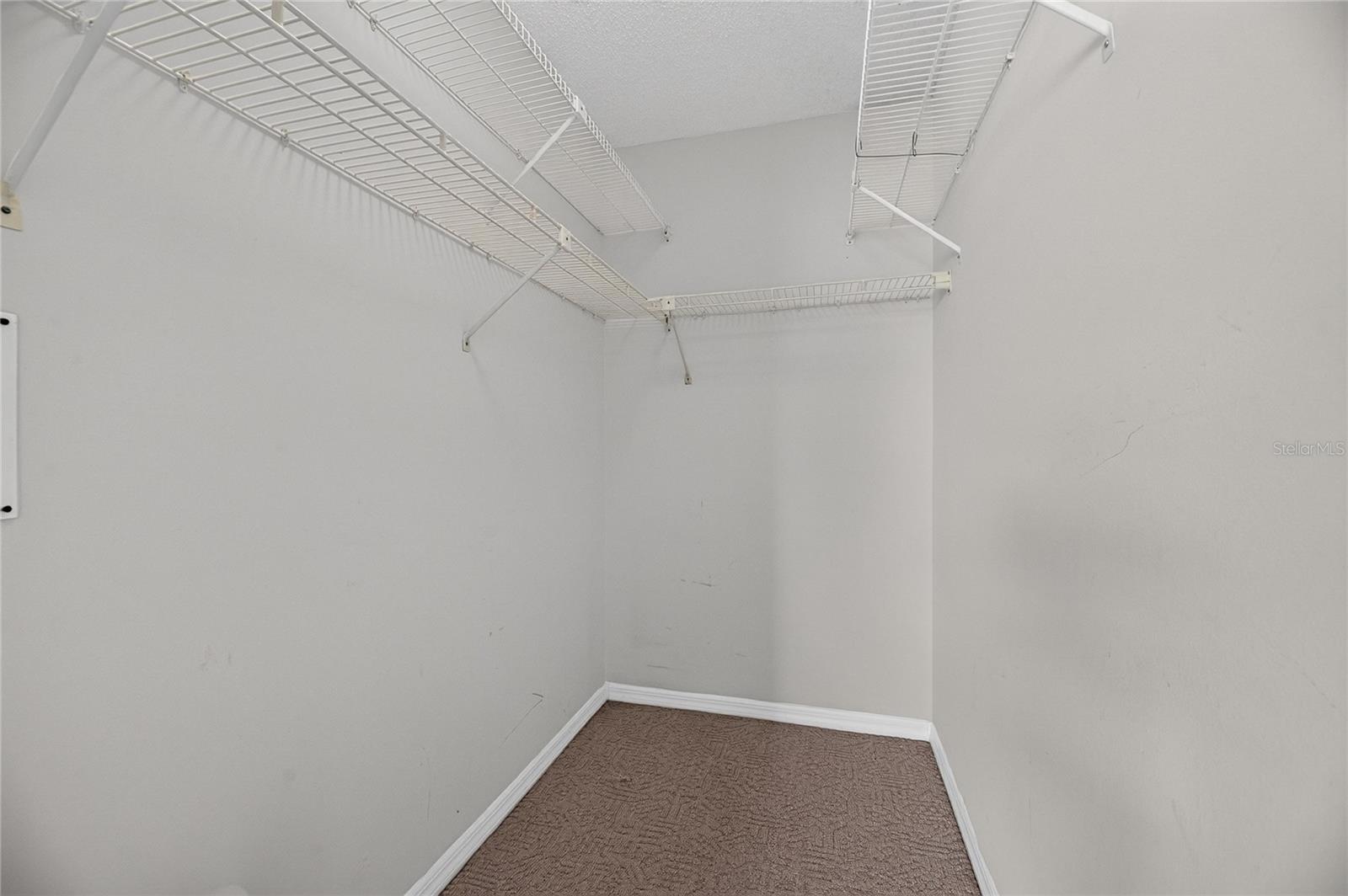 1904 CANTERBURY LANE, #18, Sun City Center, FL 33573