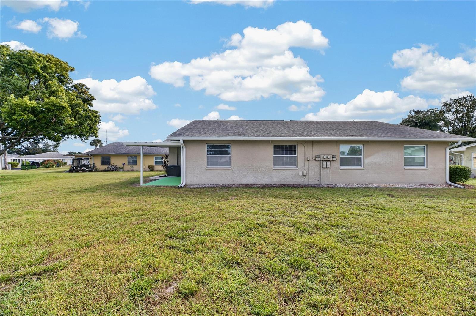 1904 CANTERBURY LANE, #18, Sun City Center, FL 33573