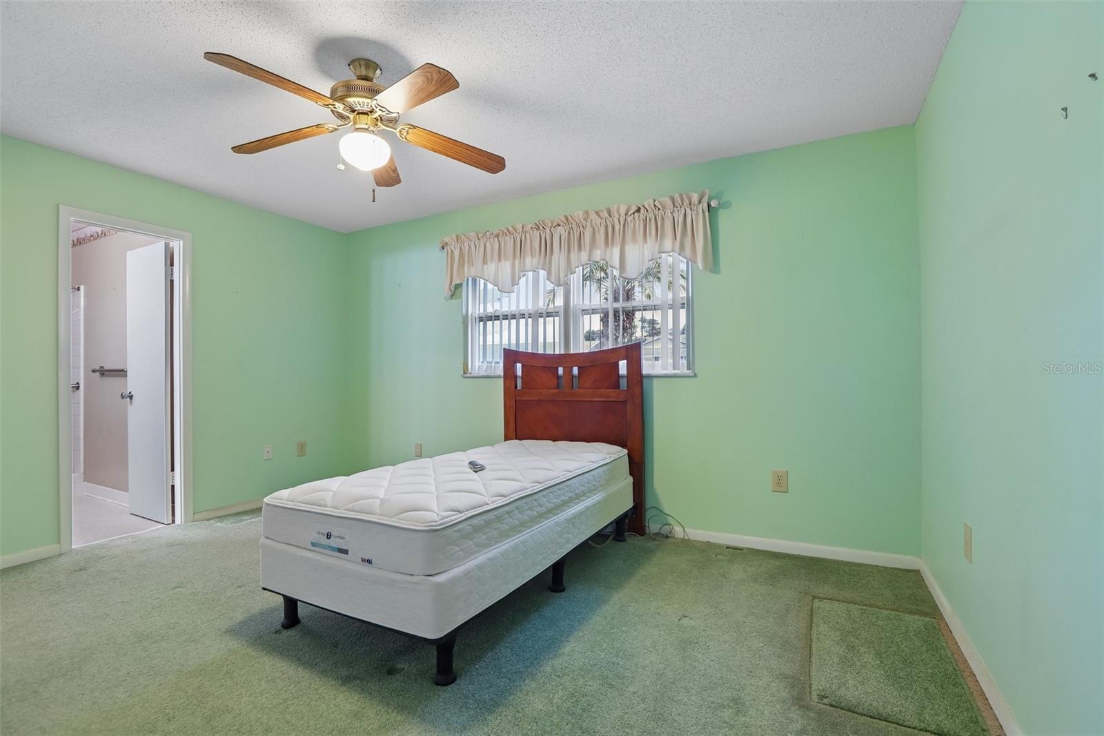 1722 W DEL WEBB BOULEVARD, Sun City Center, FL 33573