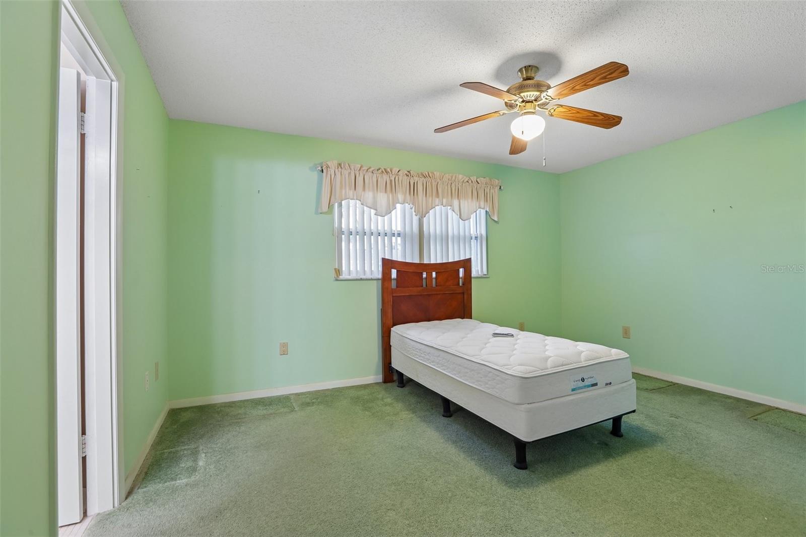 1722 W DEL WEBB BOULEVARD, Sun City Center, FL 33573