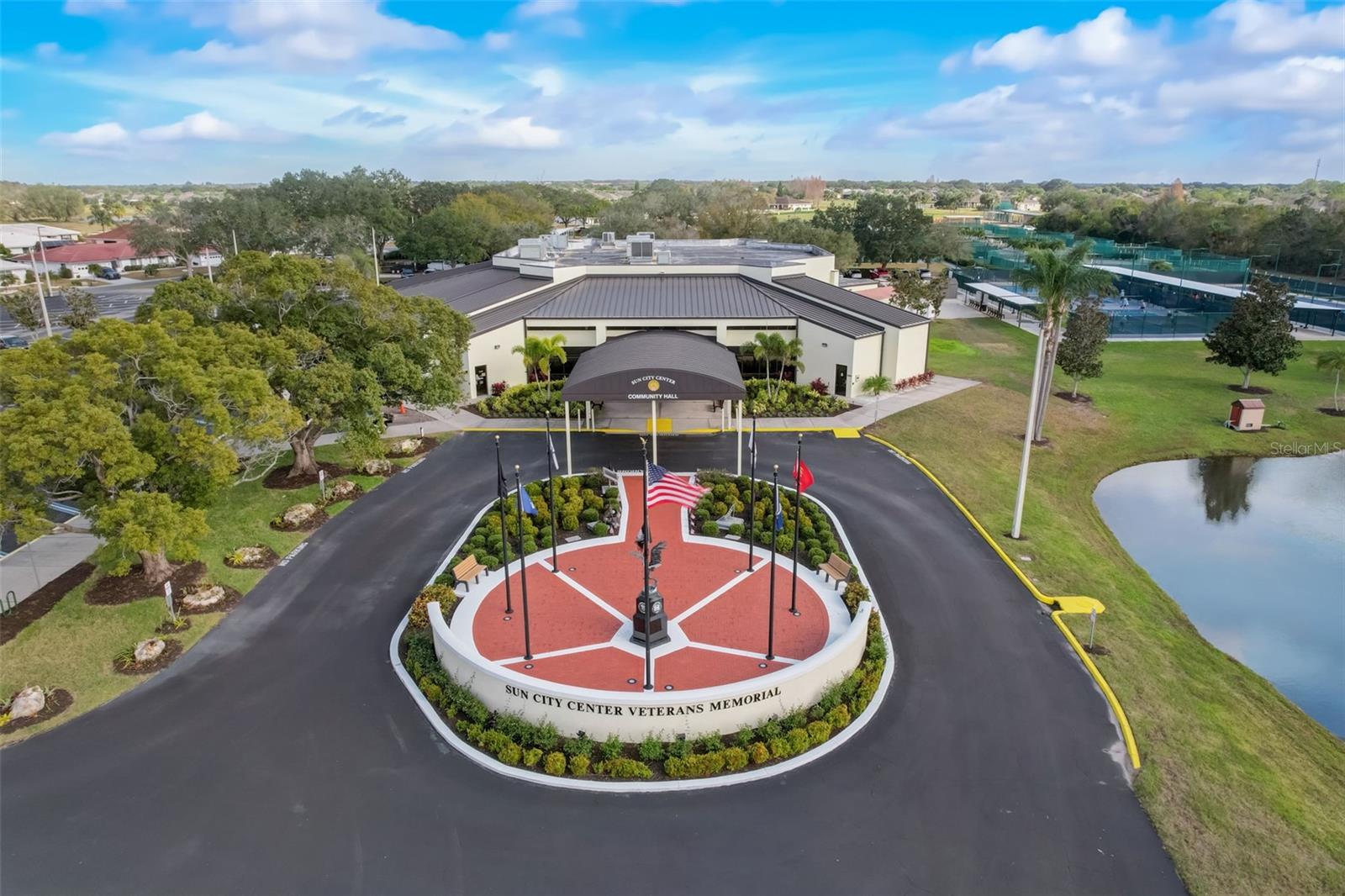 1722 W DEL WEBB BOULEVARD, Sun City Center, FL 33573