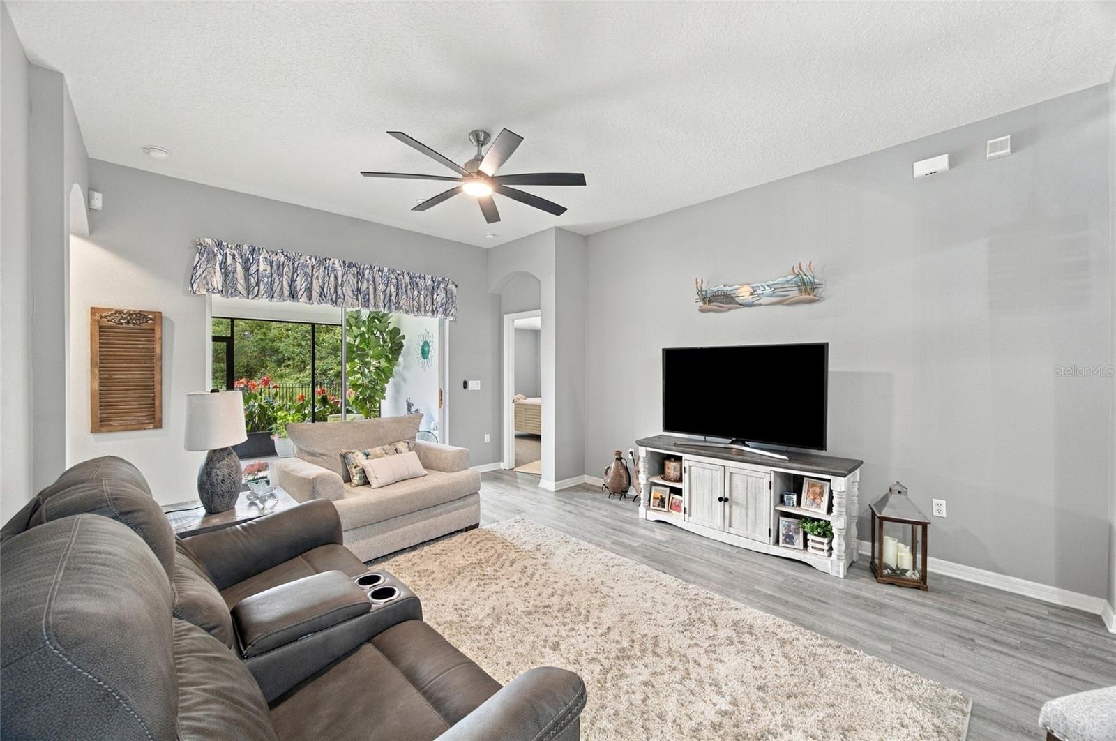 6501 BRIDGECREST DRIVE, Lithia, FL 33547