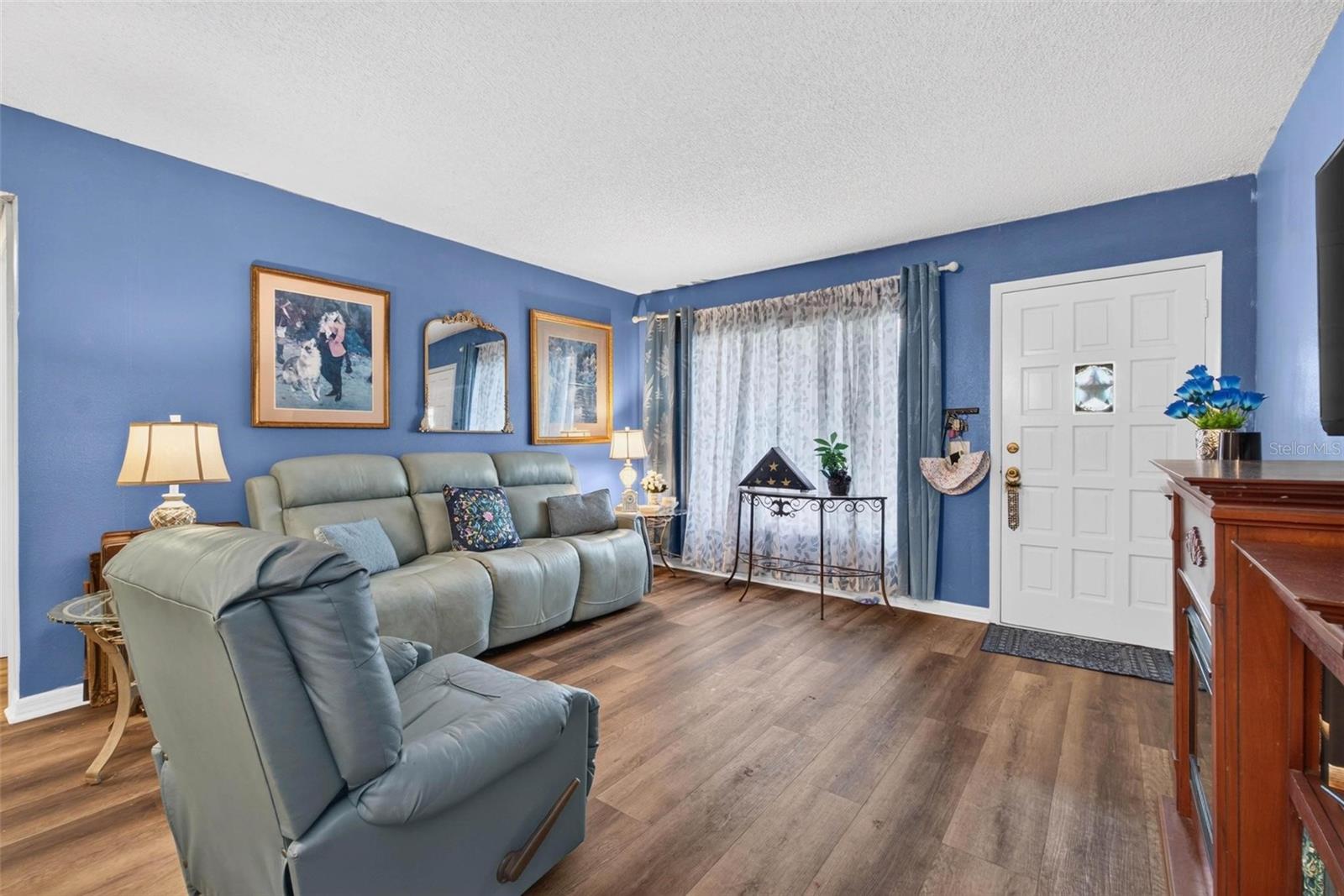 2287 PHILIPPINE DRIVE, #9, Clearwater, FL 33763