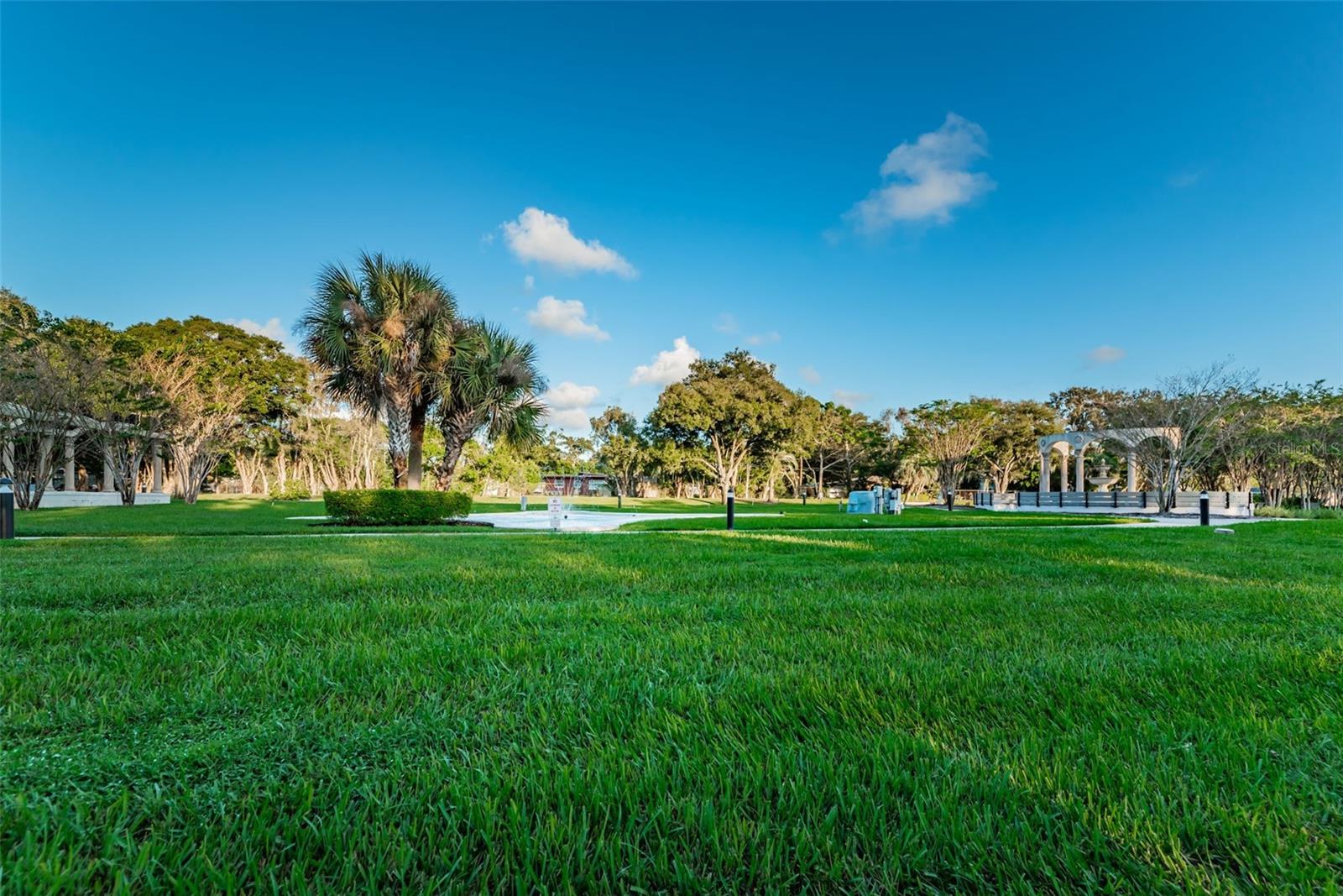 2287 PHILIPPINE DRIVE, #9, Clearwater, FL 33763