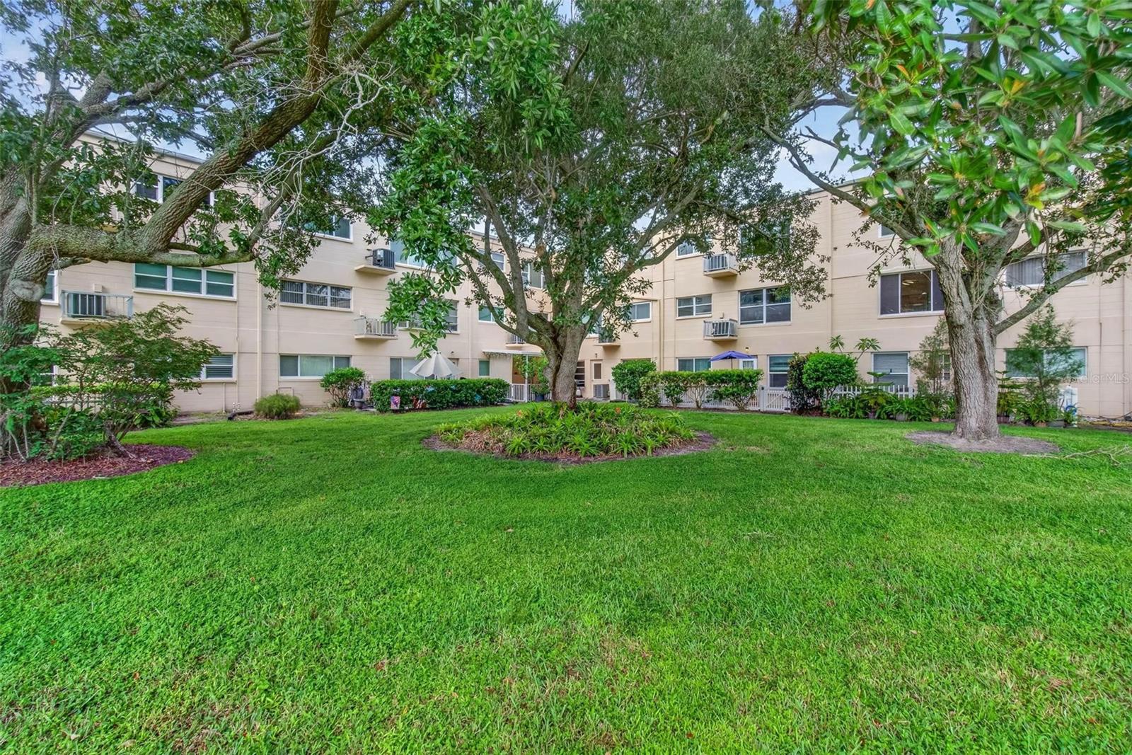 2287 PHILIPPINE DRIVE, #9, Clearwater, FL 33763