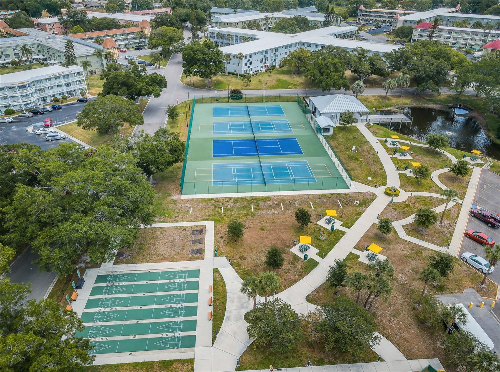 2287 PHILIPPINE DRIVE, #9, Clearwater, FL 33763