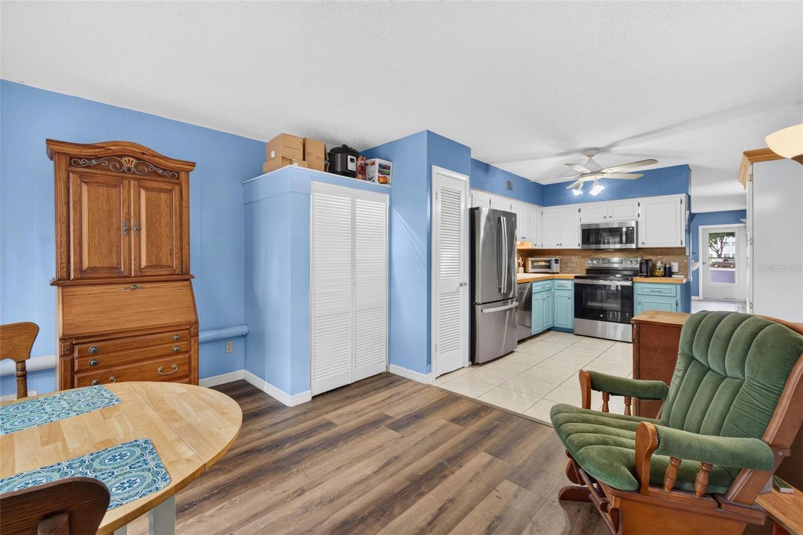 2287 PHILIPPINE DRIVE, #9, Clearwater, FL 33763