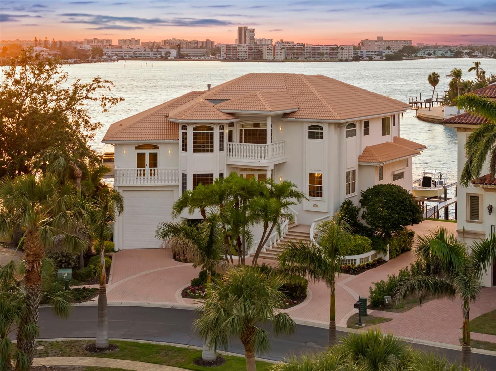 6130 KIPPS COLONY DRIVE W, Gulfport, FL 33707