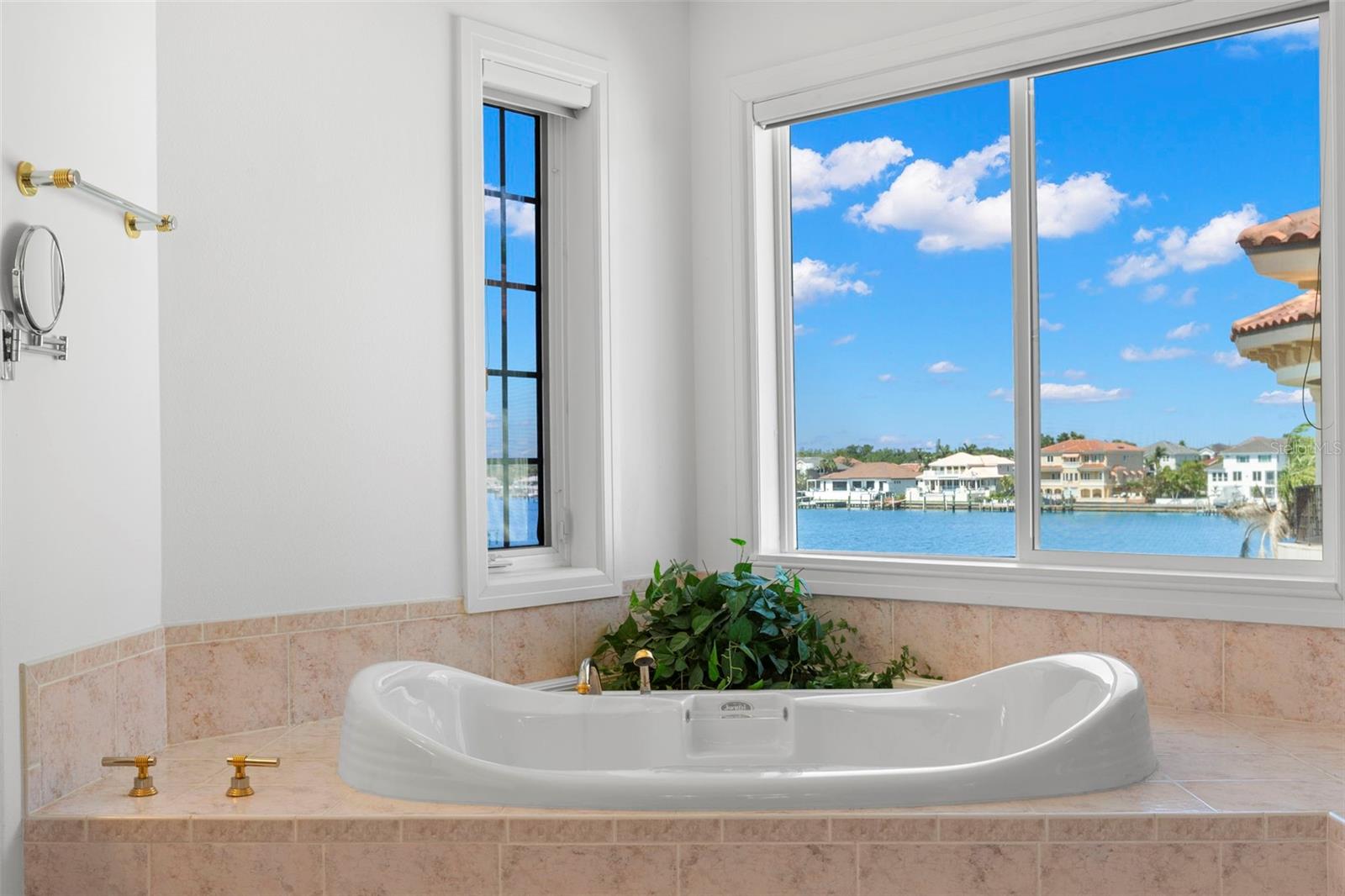 6130 KIPPS COLONY DRIVE W, Gulfport, FL 33707