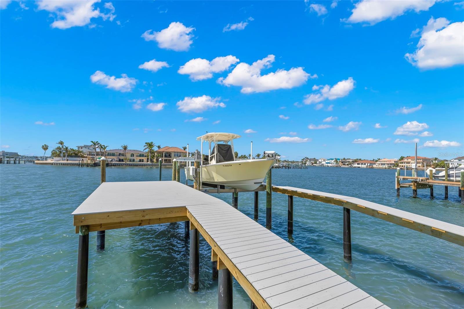 6130 KIPPS COLONY DRIVE W, Gulfport, FL 33707