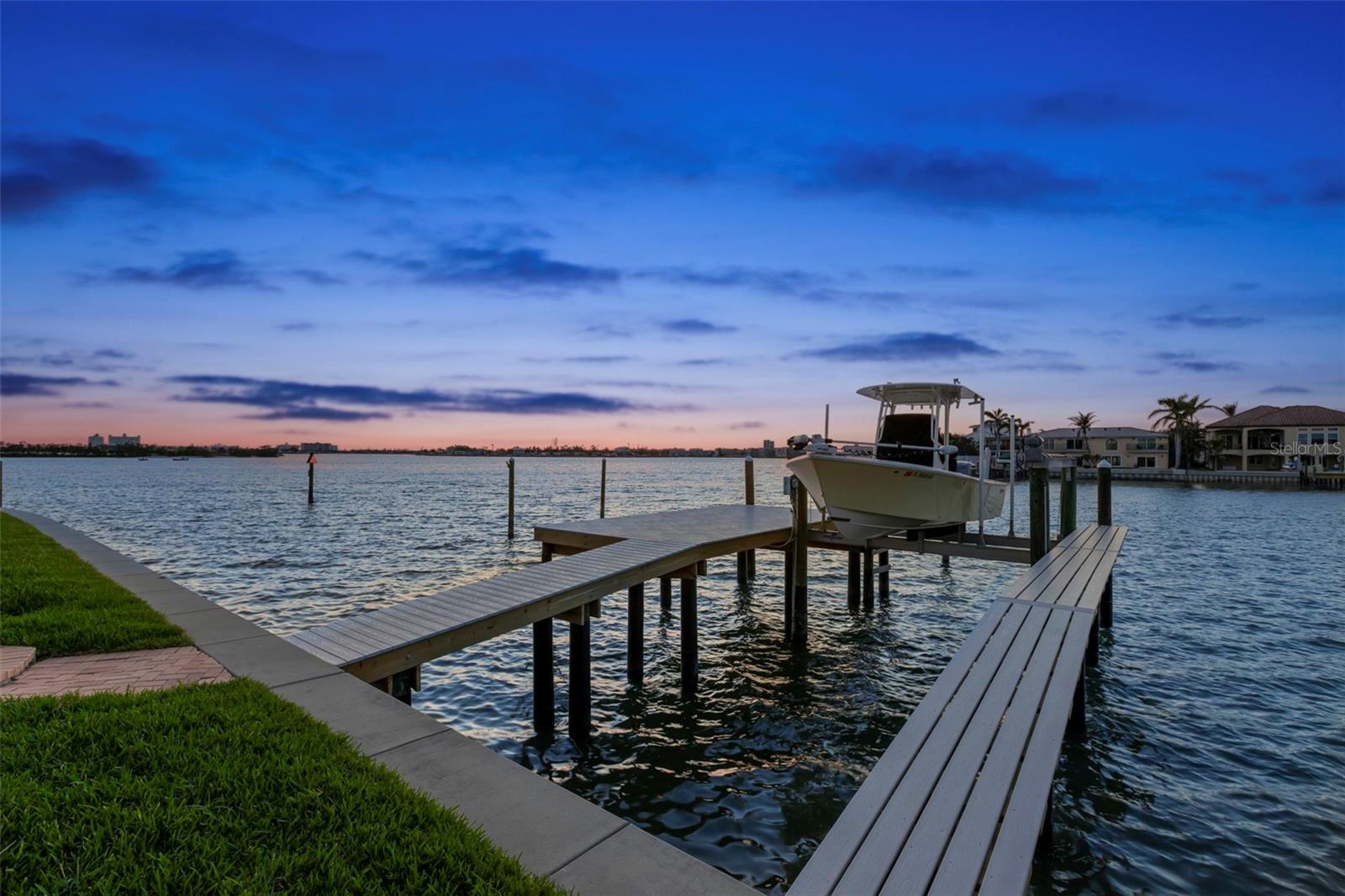 6130 KIPPS COLONY DRIVE W, Gulfport, FL 33707