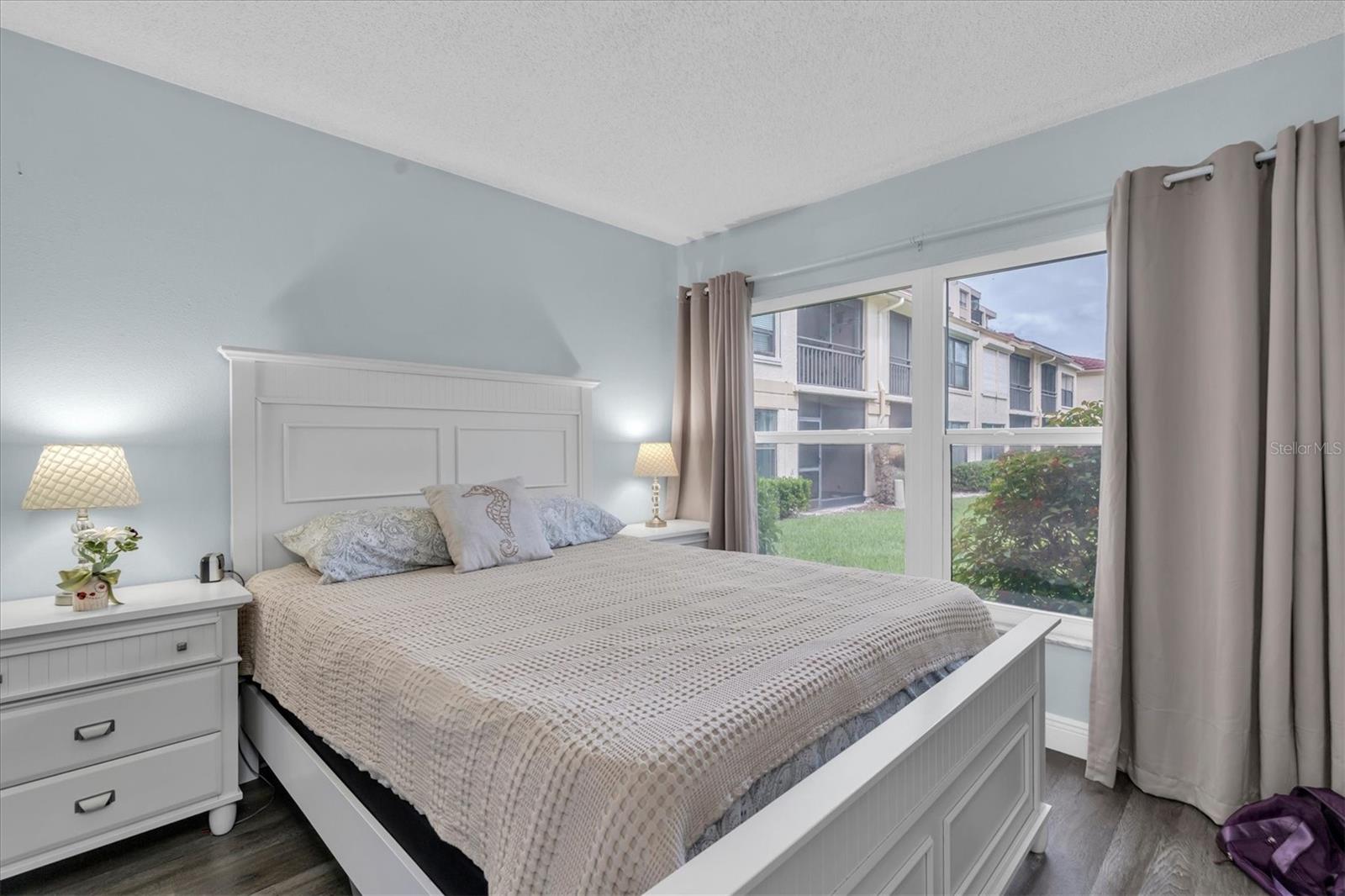6210 SUN BOULEVARD, #101, St Petersburg, FL 33715