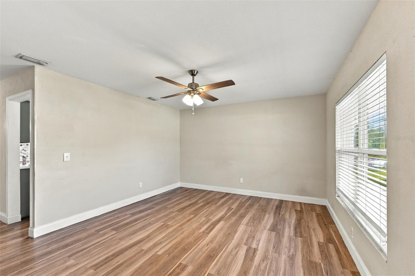702 CAMELLIA COURT, Seffner, FL 33584