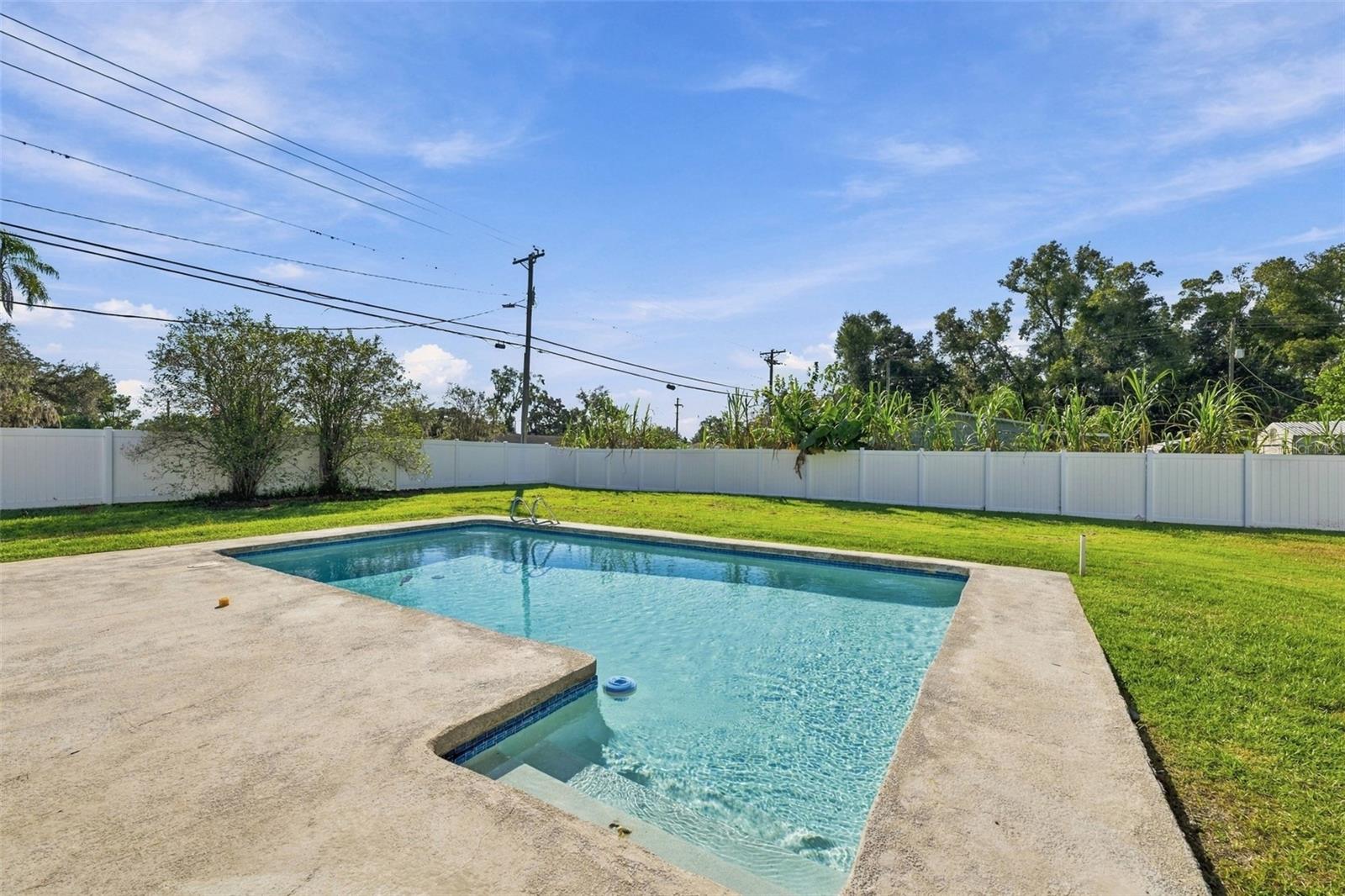 702 CAMELLIA COURT, Seffner, FL 33584