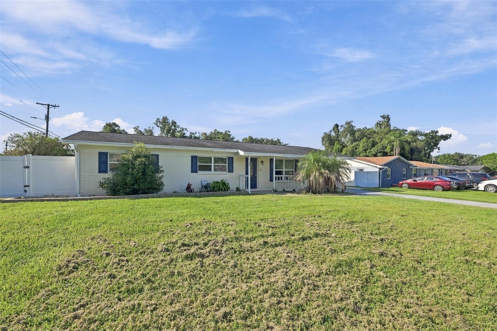 702 CAMELLIA COURT, Seffner, FL 33584
