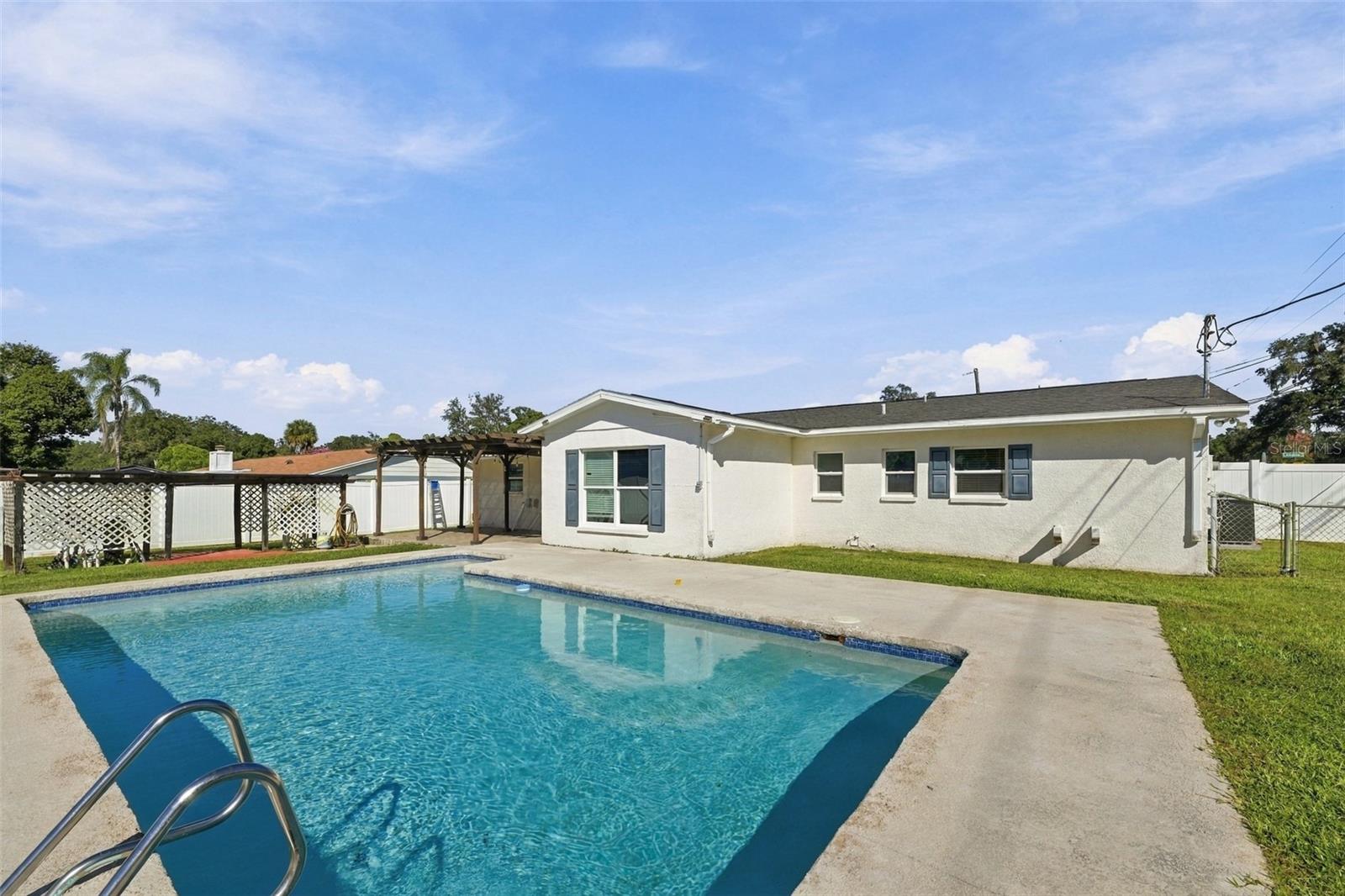 702 CAMELLIA COURT, Seffner, FL 33584