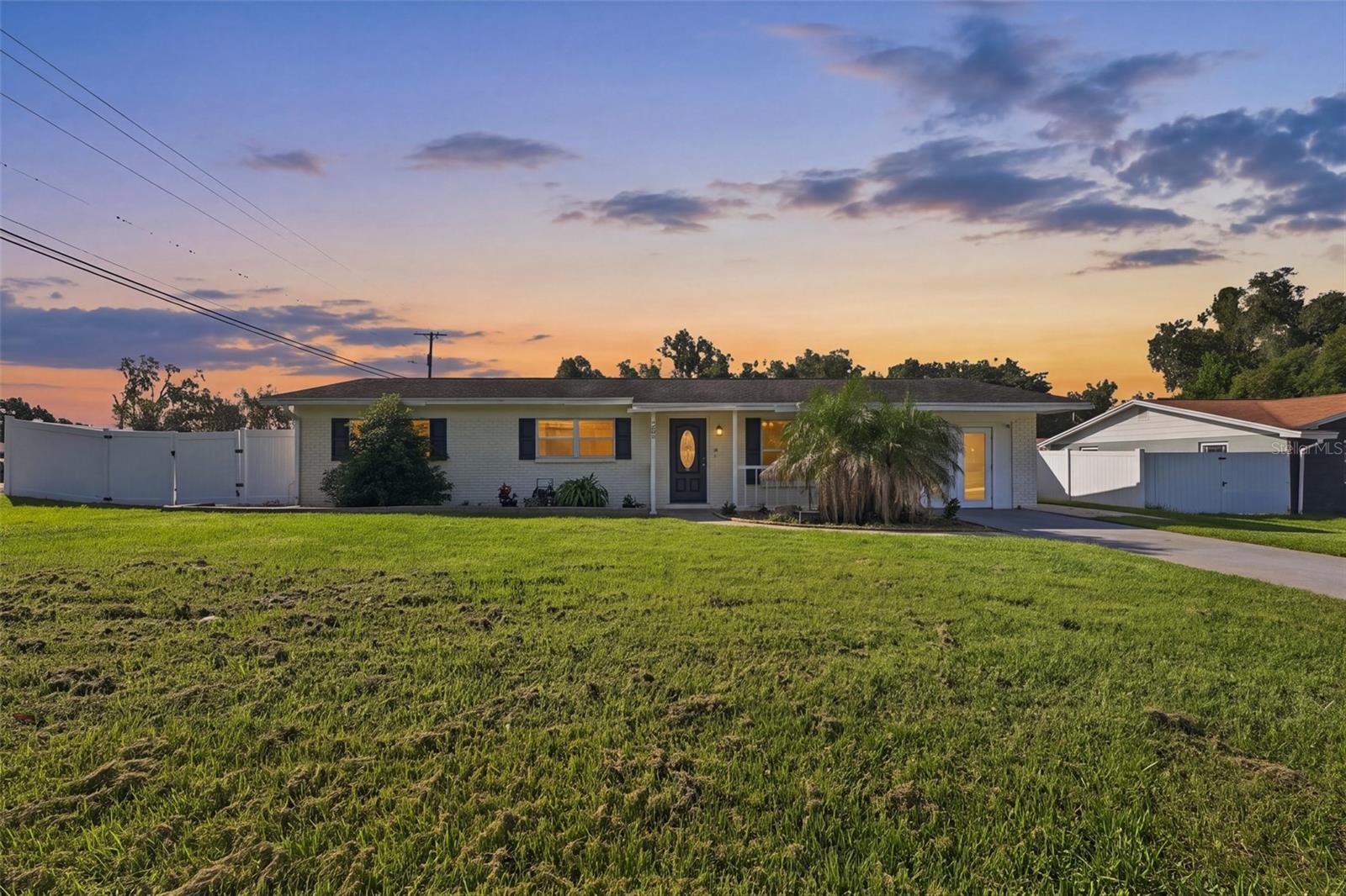 702 CAMELLIA COURT, Seffner, FL 33584