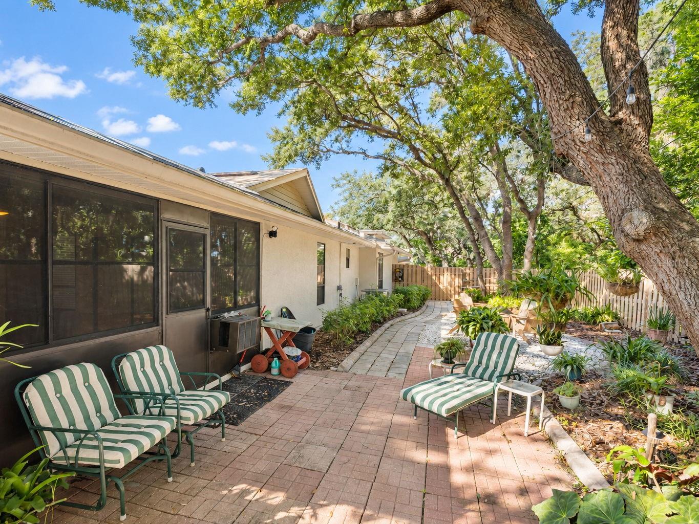 119 PARKSIDE COLONY DRIVE, Tarpon Springs, FL 34689