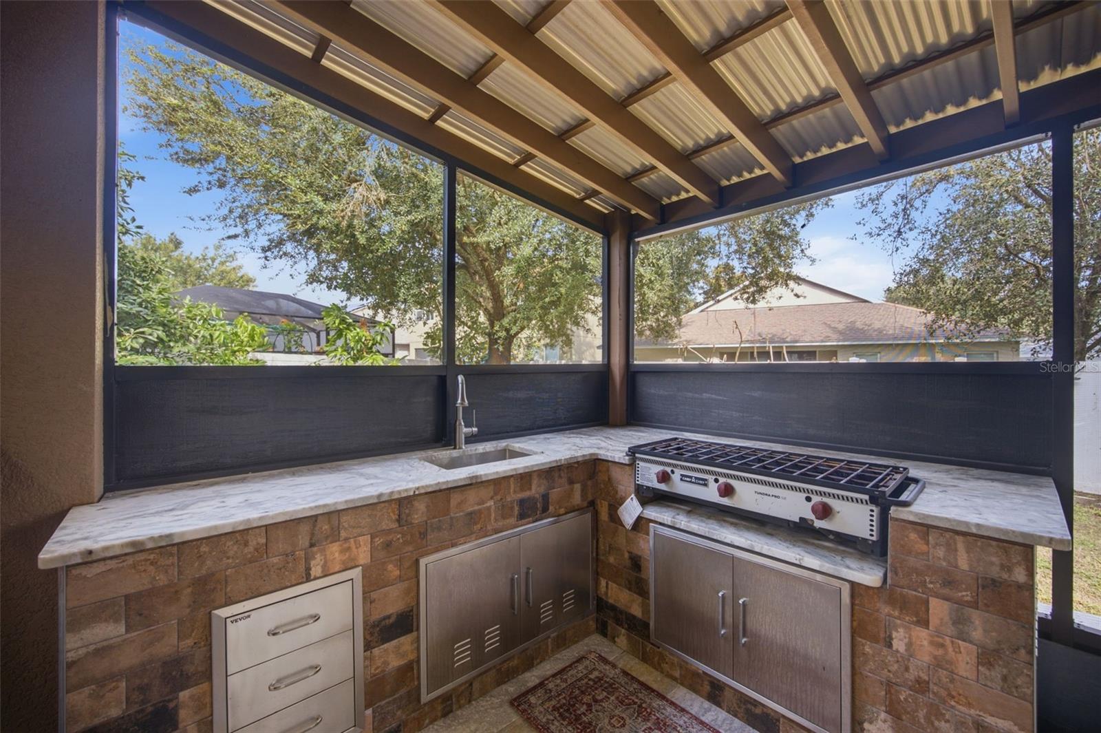 Outdoor Kitchen