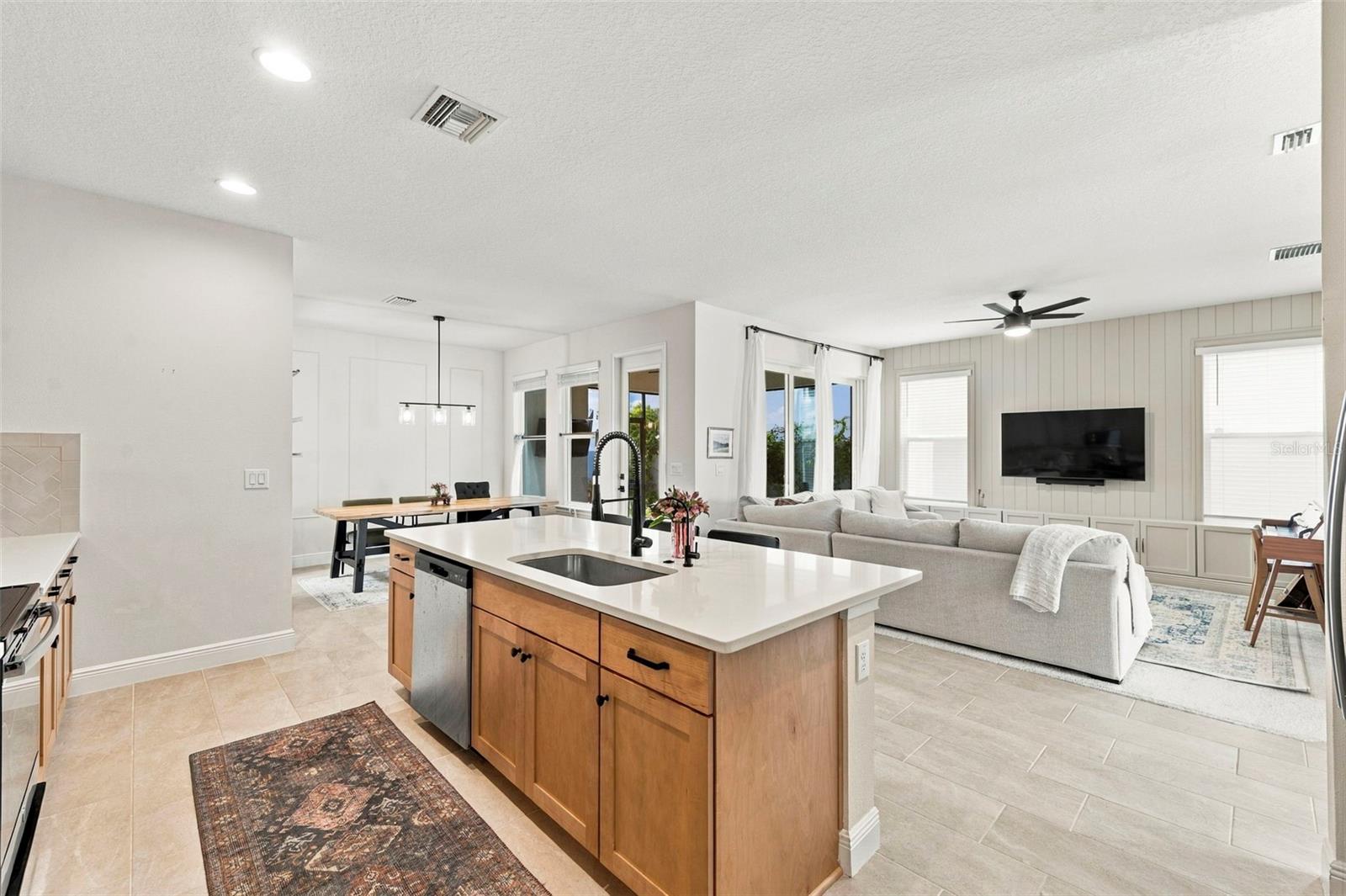 28592 COZY CREEK DRIVE, Wesley Chapel, FL 33543