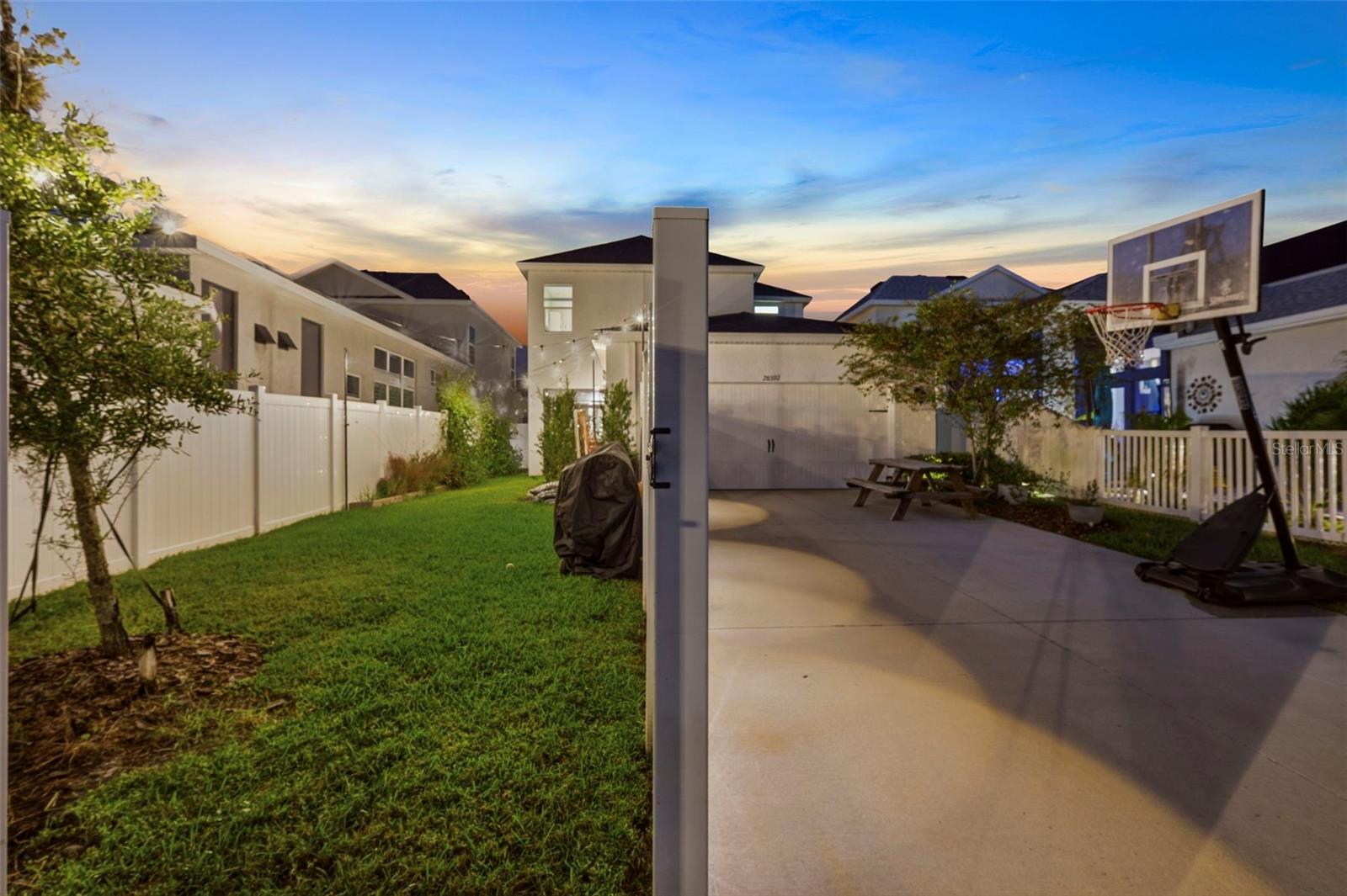 28592 COZY CREEK DRIVE, Wesley Chapel, FL 33543