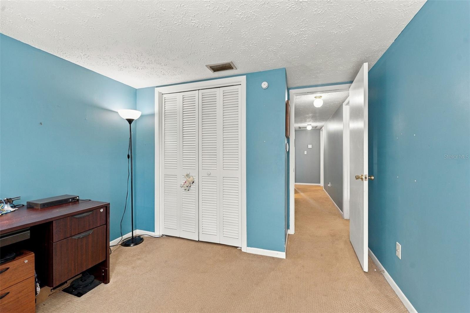 15801 COUNTRY LAKE DRIVE, Tampa, FL 33624