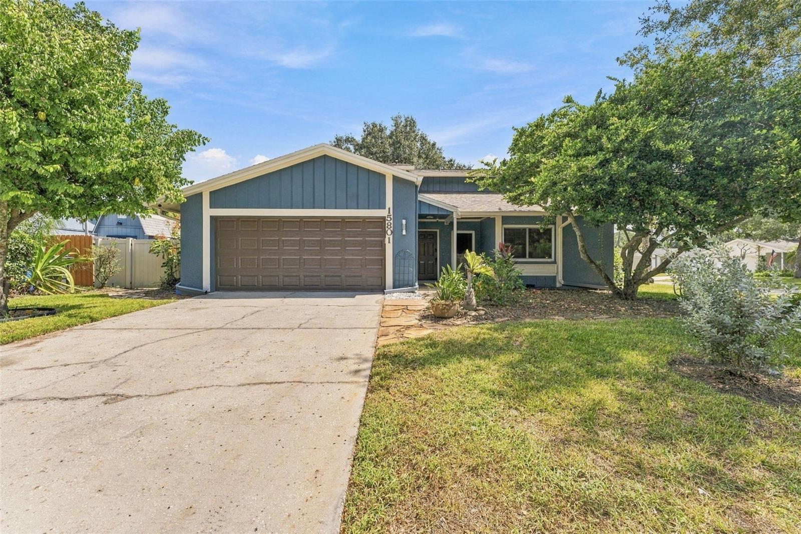 15801 COUNTRY LAKE DRIVE, Tampa, FL 33624