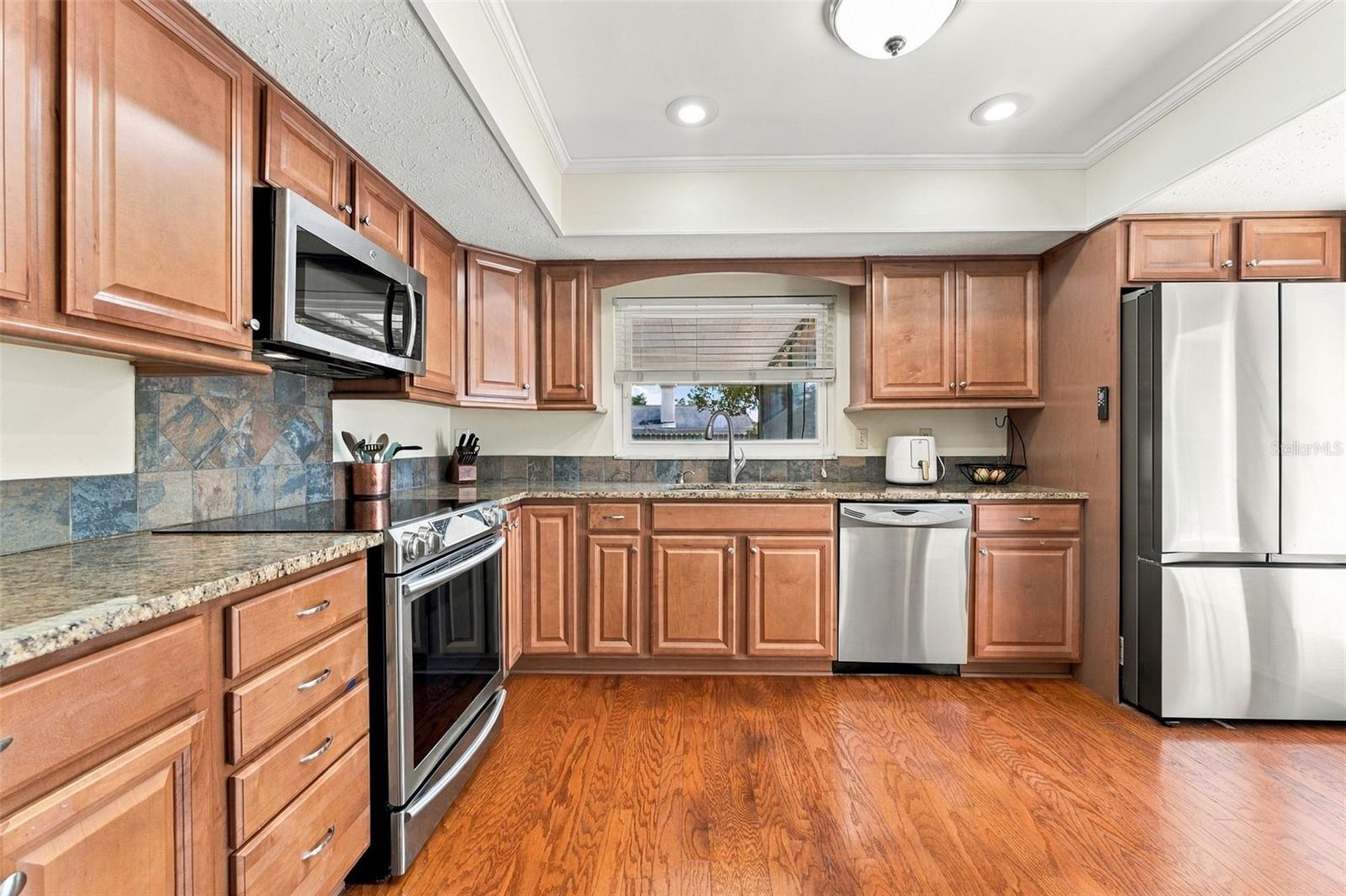15801 COUNTRY LAKE DRIVE, Tampa, FL 33624