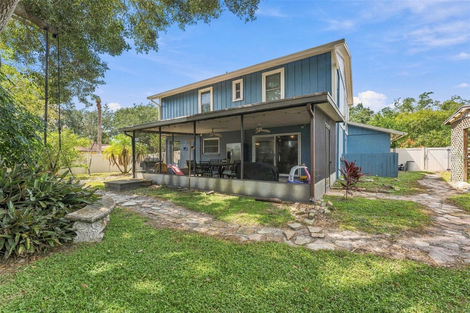 15801 COUNTRY LAKE DRIVE, Tampa, FL 33624