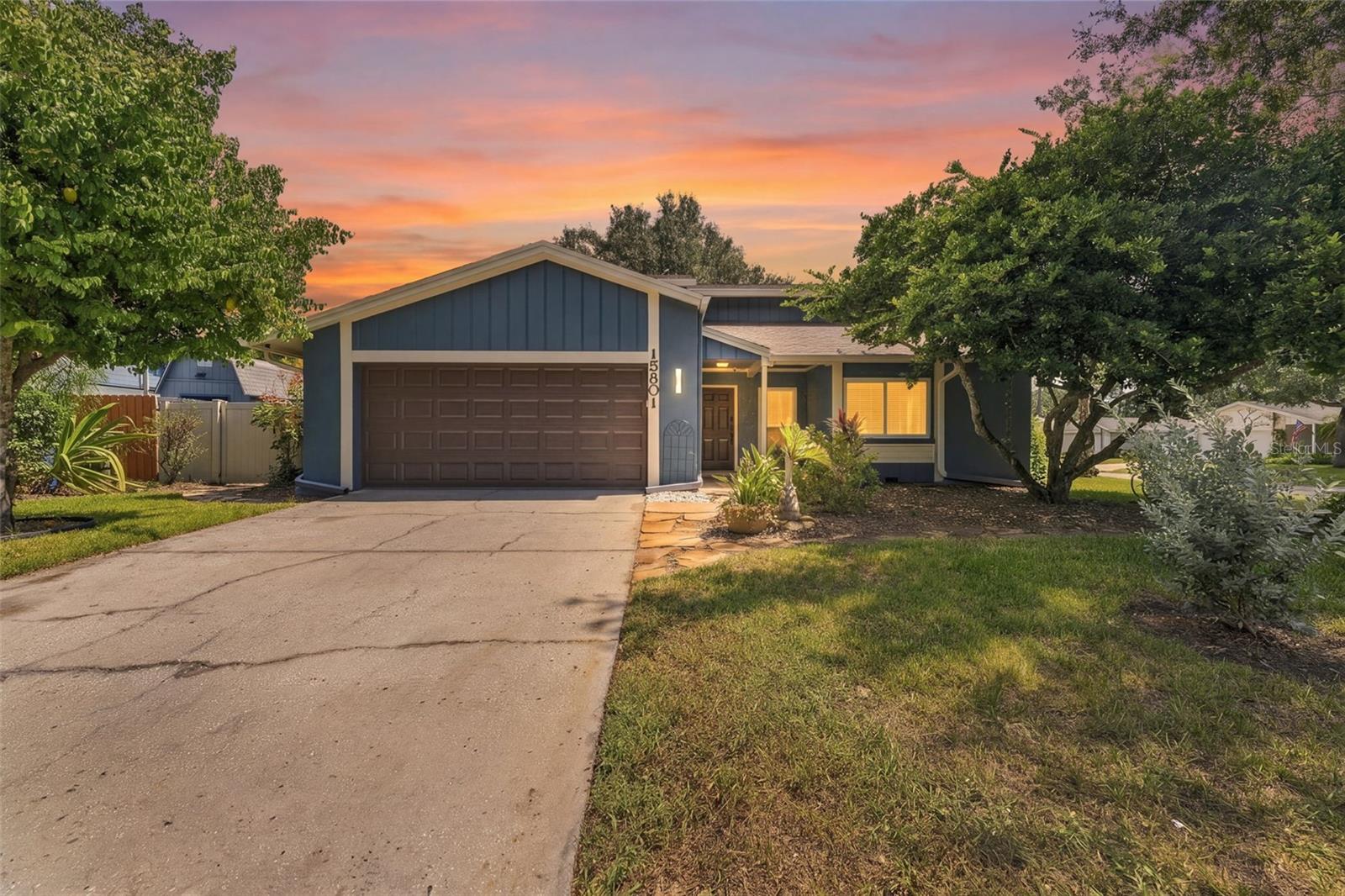 15801 COUNTRY LAKE DRIVE, Tampa, FL 33624