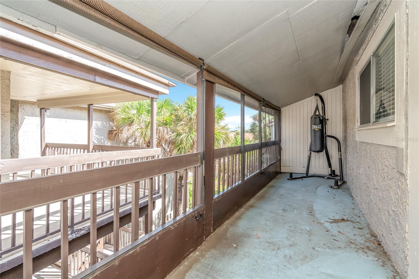 6308 NEWTOWN CIRCLE, #8C1, Tampa, FL 33615