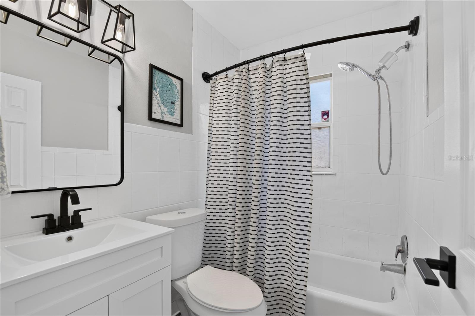 835 54TH AVENUE N, St Petersburg, FL 33703