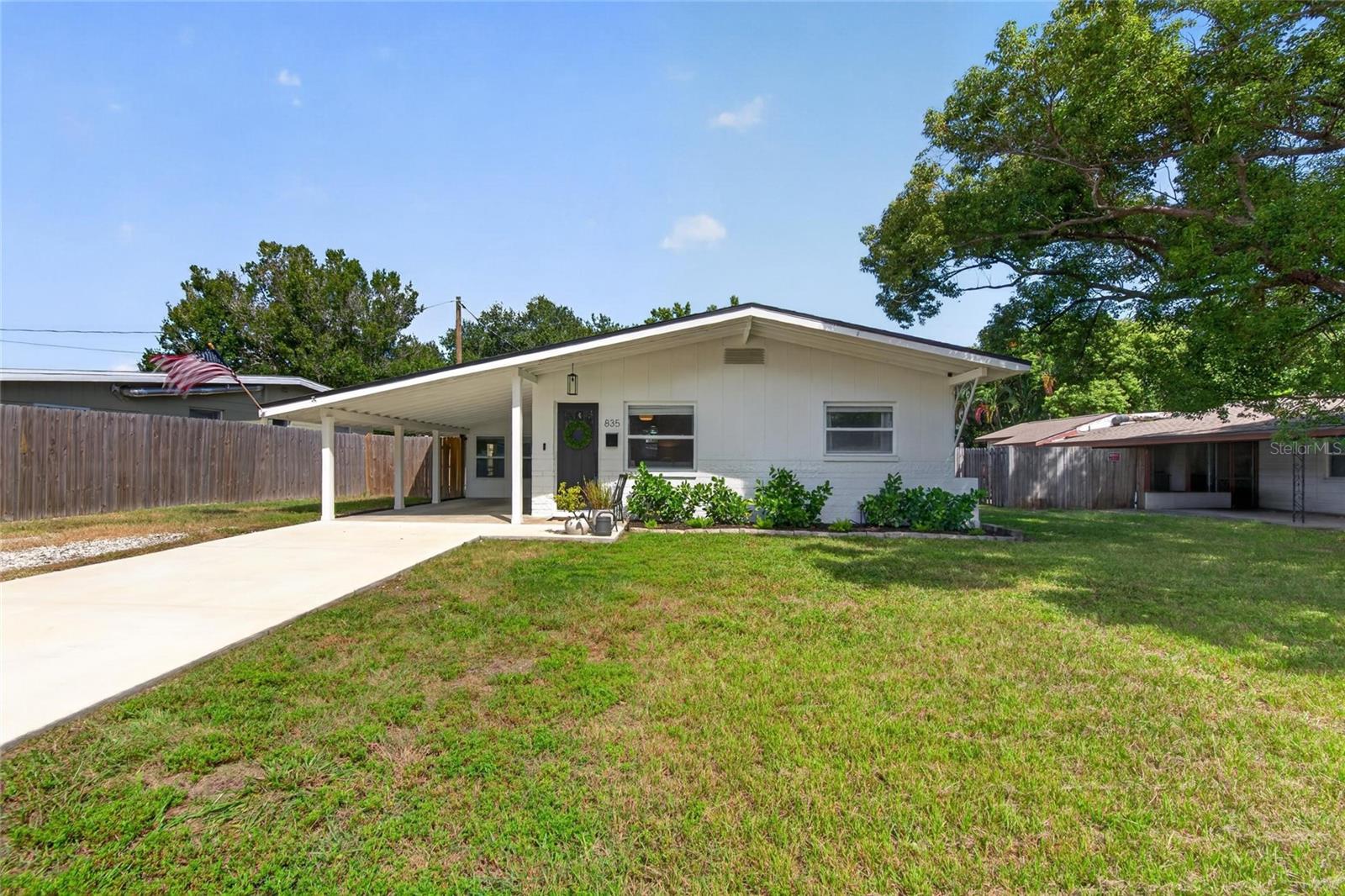 835 54TH AVENUE N, St Petersburg, FL 33703 835 54TH AVENUE N, St Petersburg, FL 33703