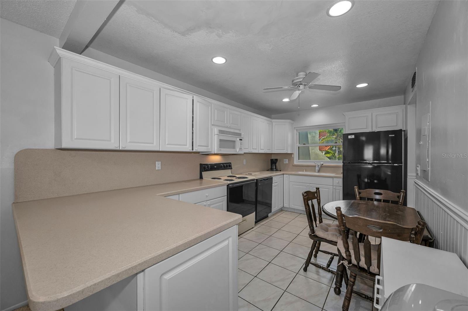 2700 BAYSHORE BOULEVARD, #525, Dunedin, FL 34698